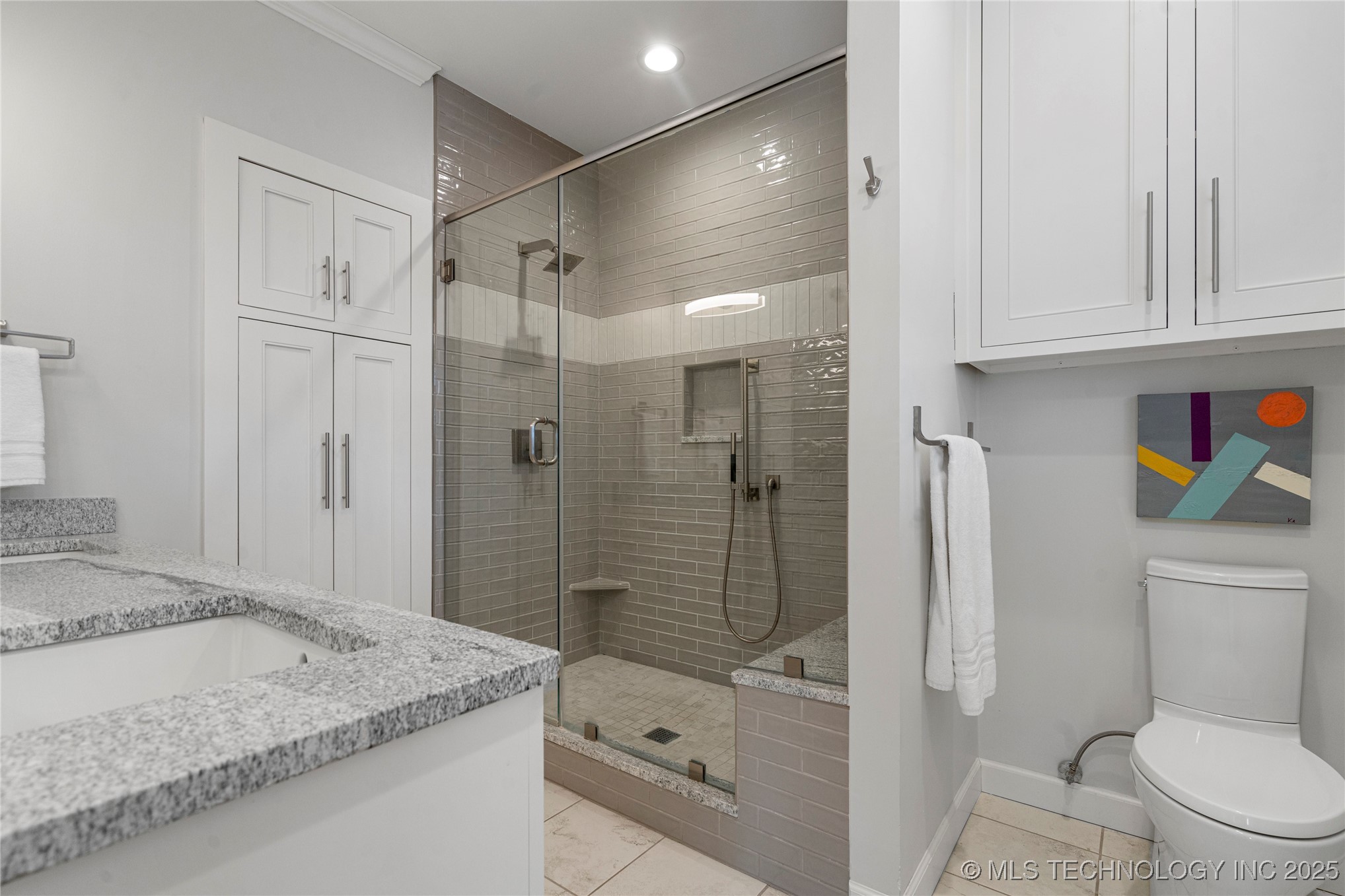 301 E 20th Street Property Photo 56