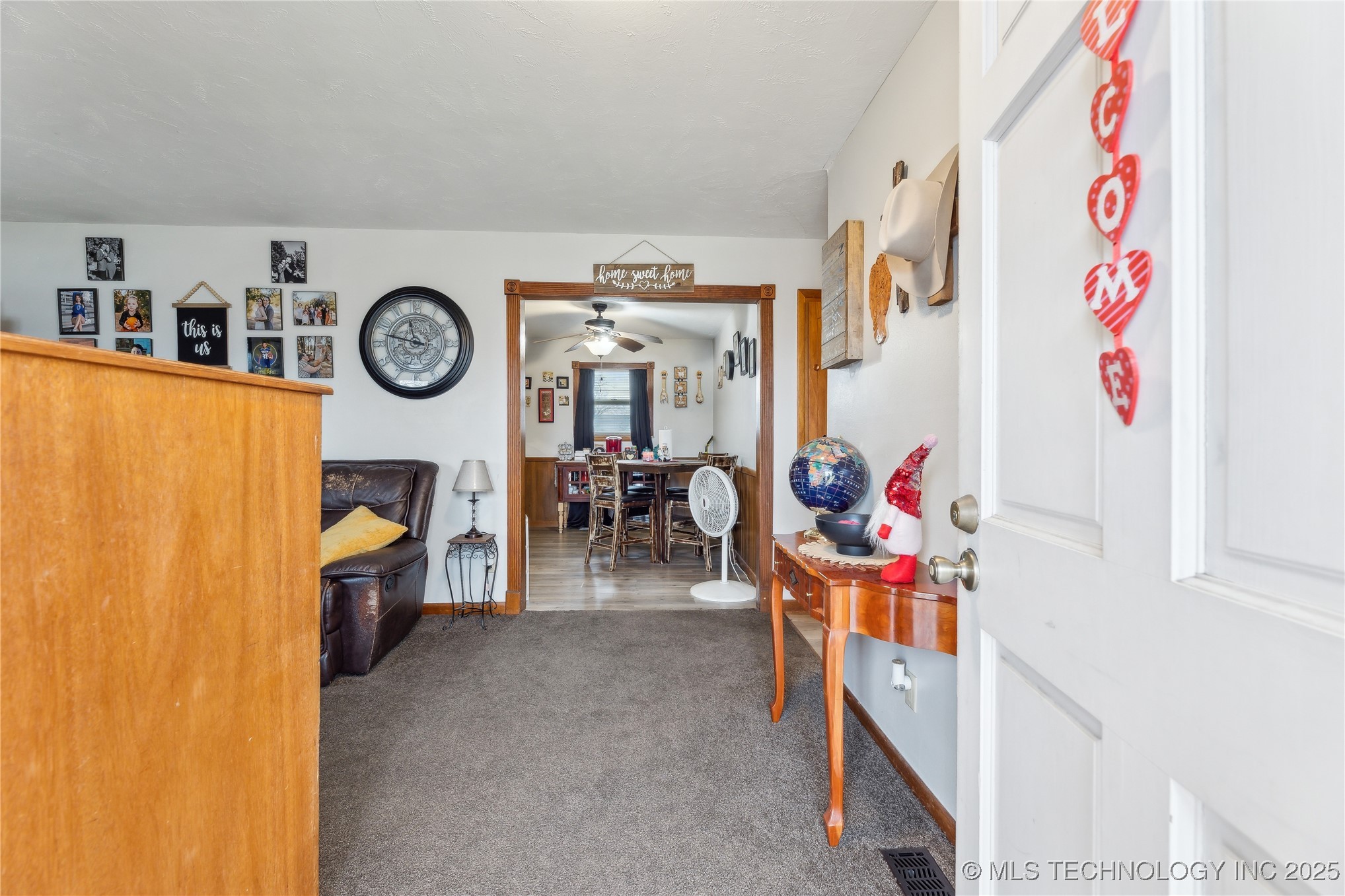516 E Highview Avenue Property Photo 4