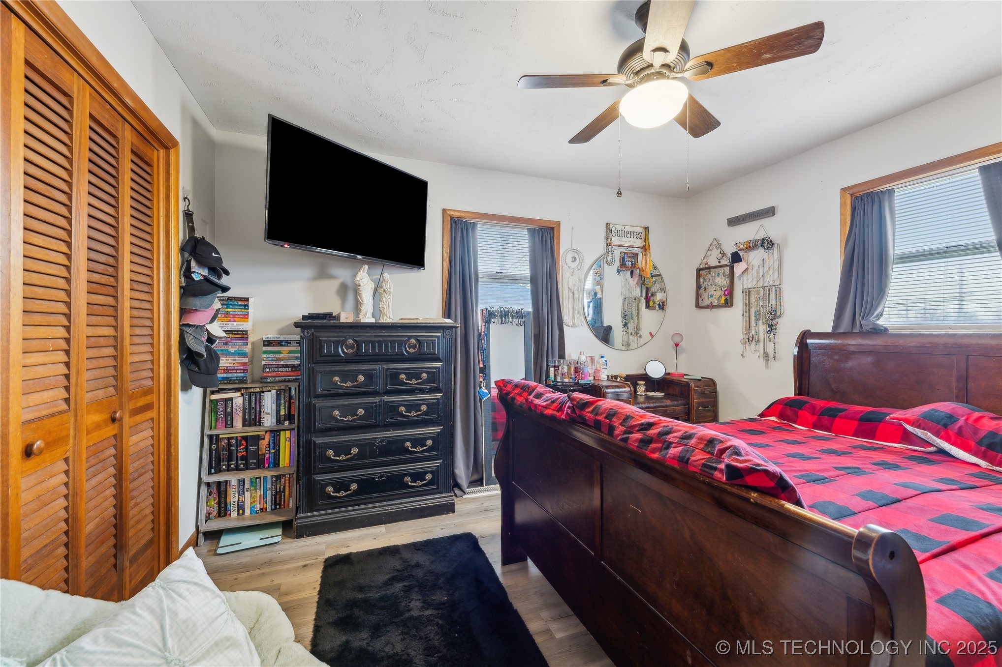 516 E Highview Avenue Property Photo 13