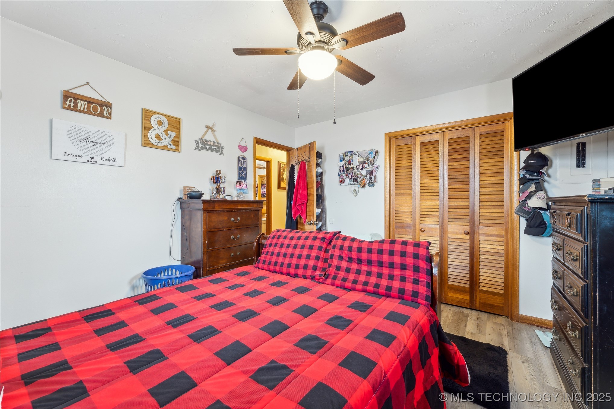 516 E Highview Avenue Property Photo 14