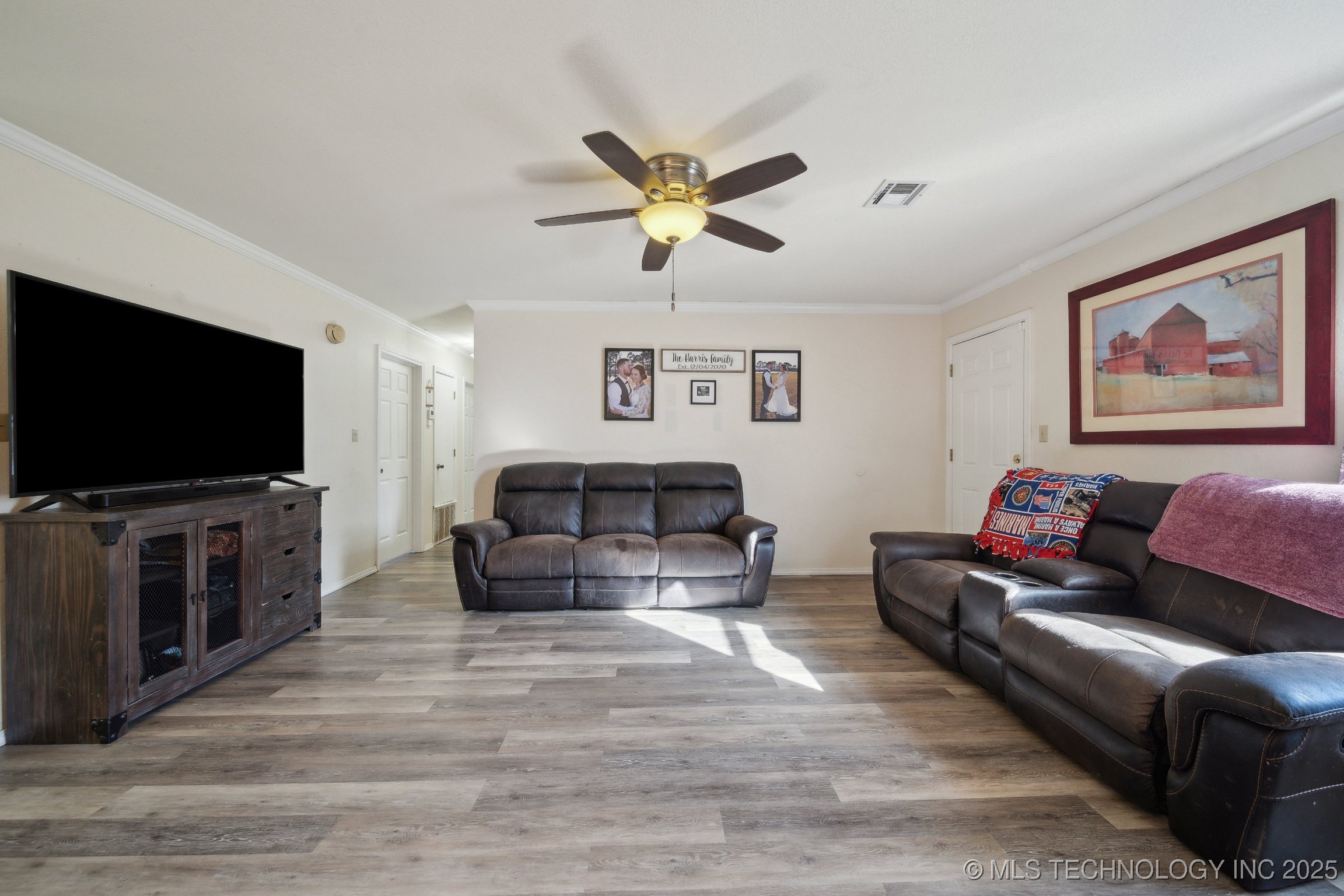 112 E Prairie Street Property Photo 5