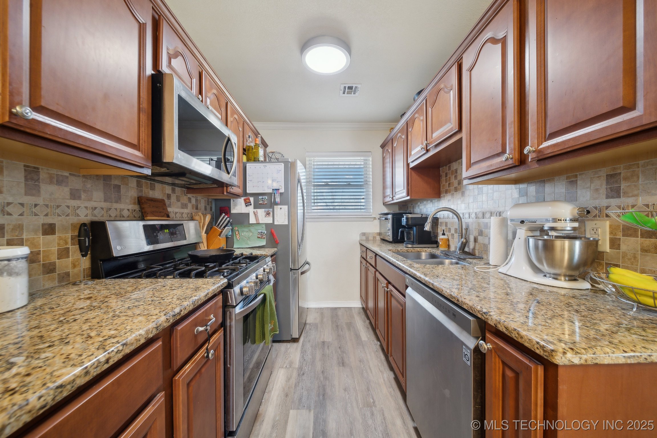 112 E Prairie Street Property Photo 11