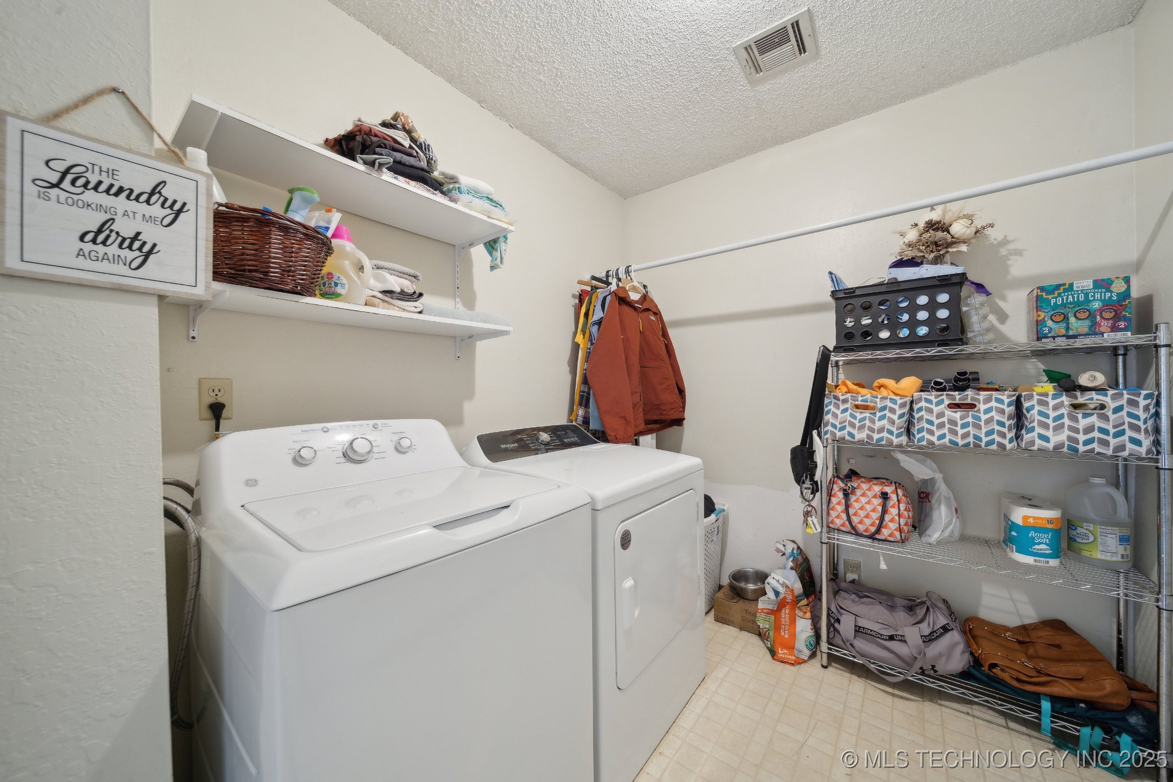 112 E Prairie Street Property Photo 21
