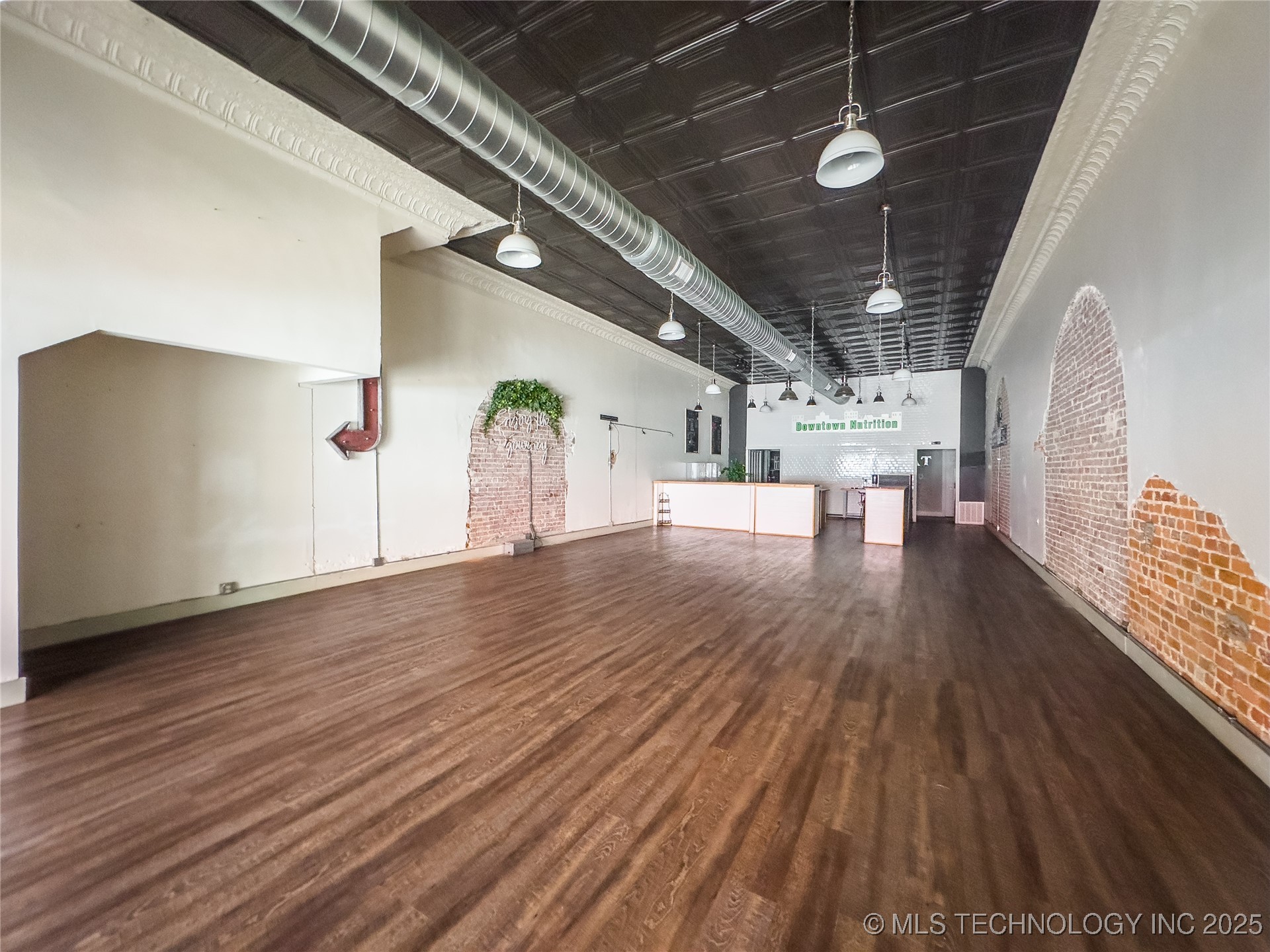 122 E Choctaw Property Photo 3