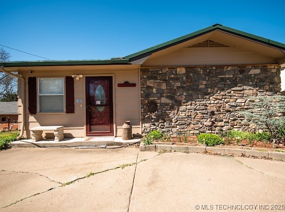 374 Cedar Tree Drive Property Photo 7