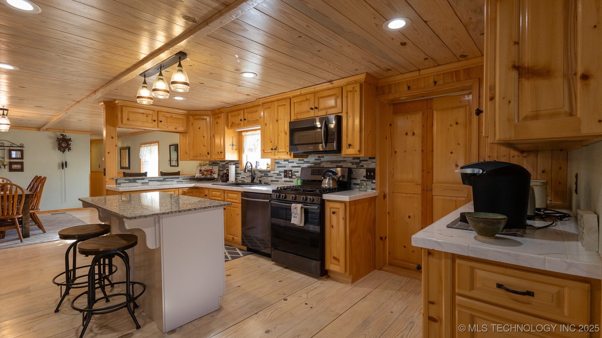 374 Cedar Tree Drive Property Photo 13