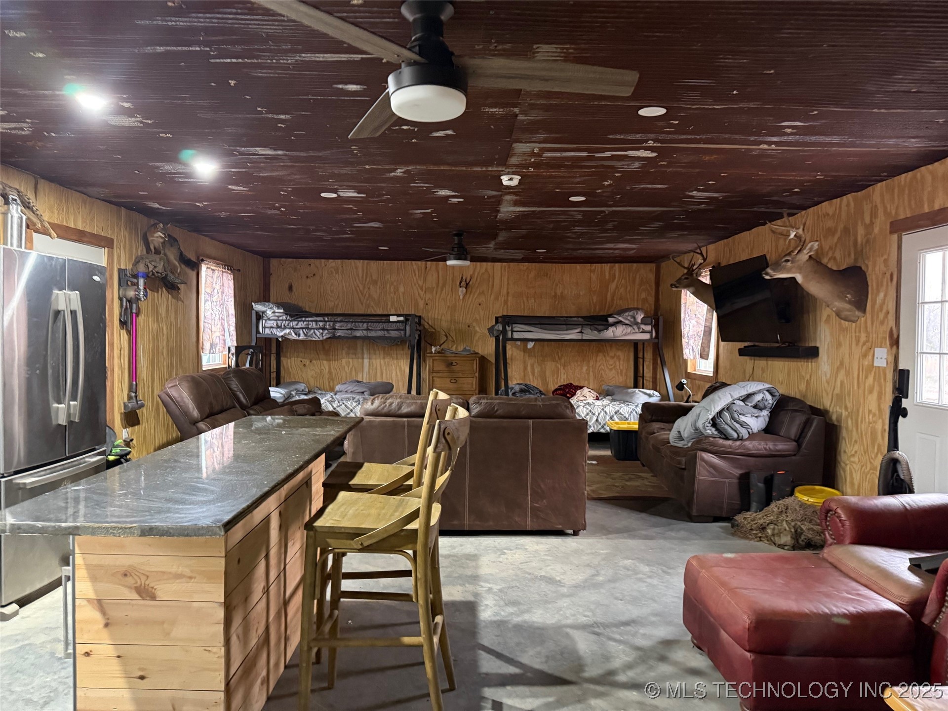105148 S 4500 Property Photo 17