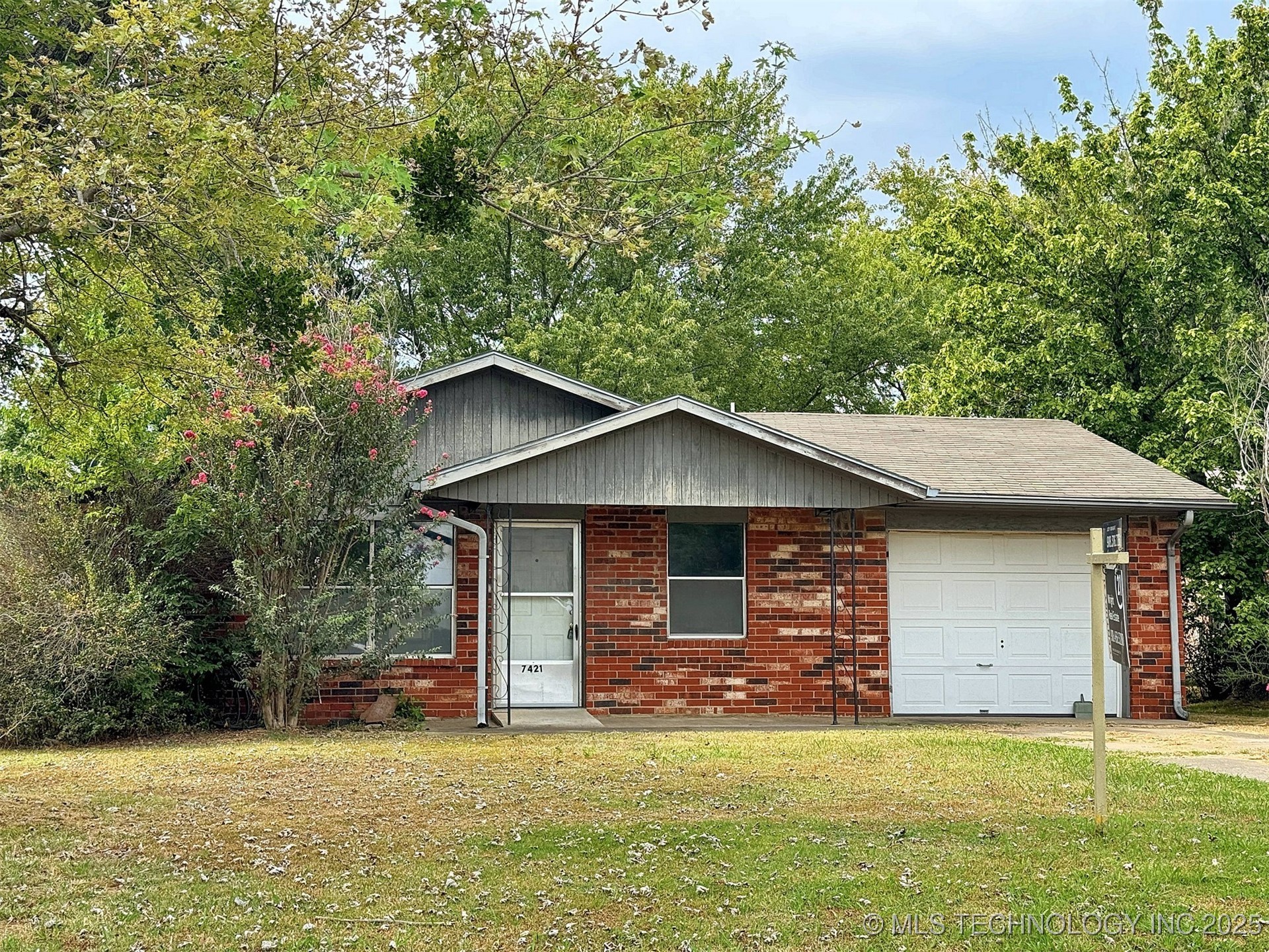 7421 N 43rd Street E Property Photo 6