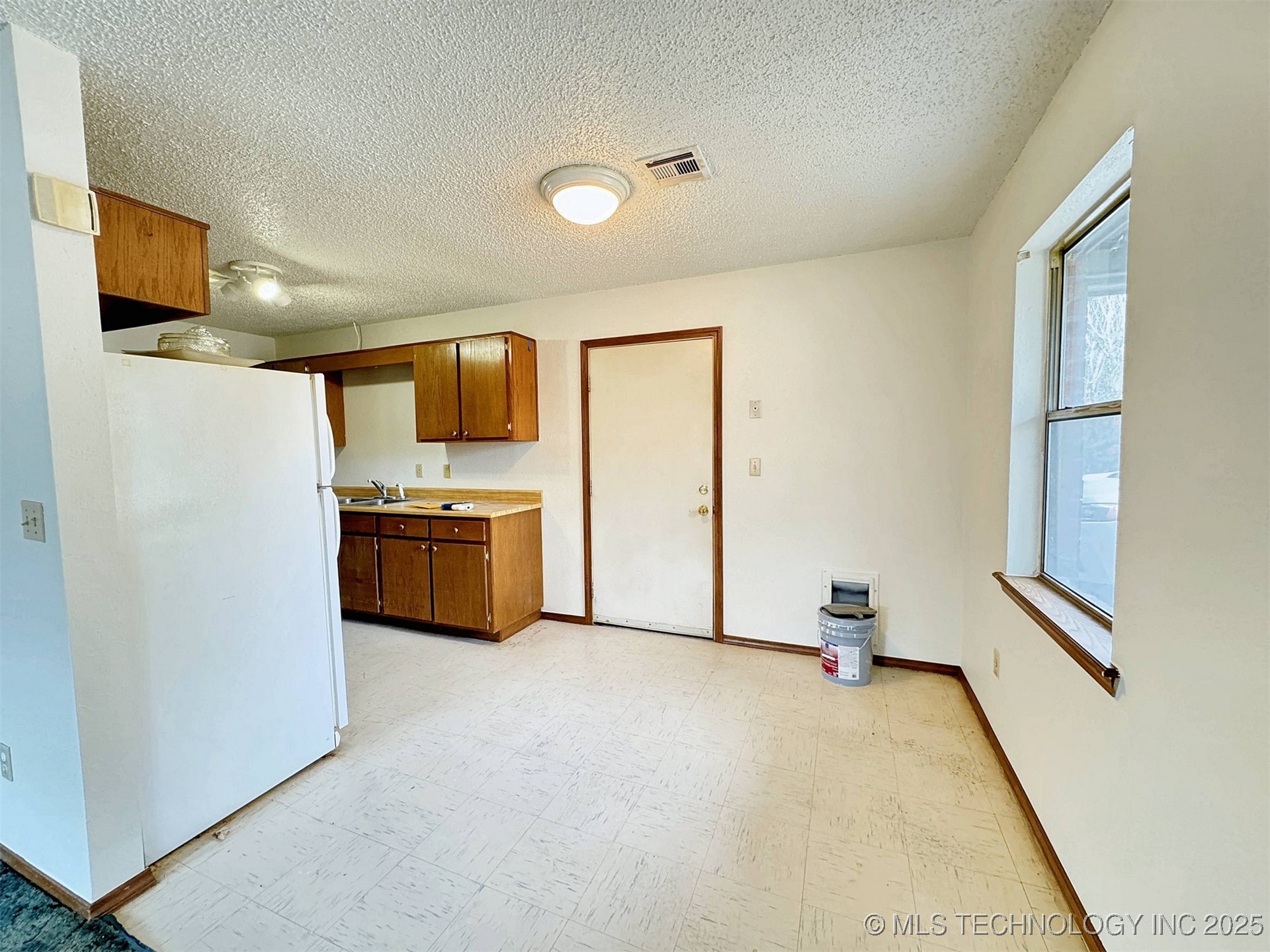 7421 N 43rd Street E Property Photo 13