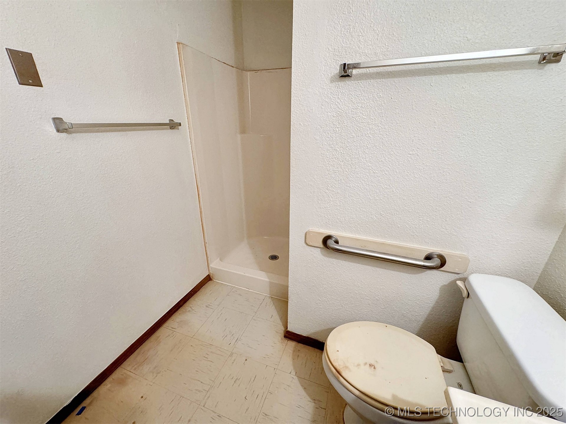 7421 N 43rd Street E Property Photo 40
