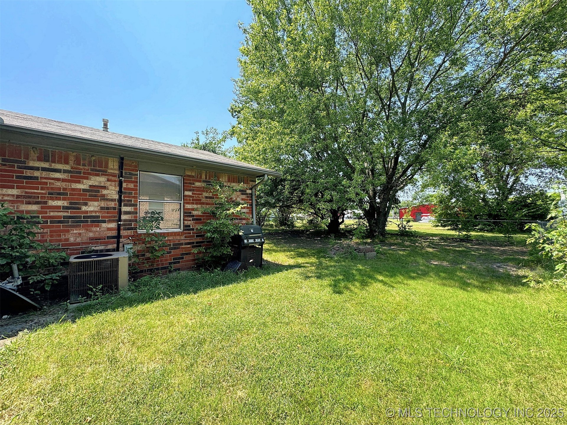 7421 N 43rd Street E Property Photo 45