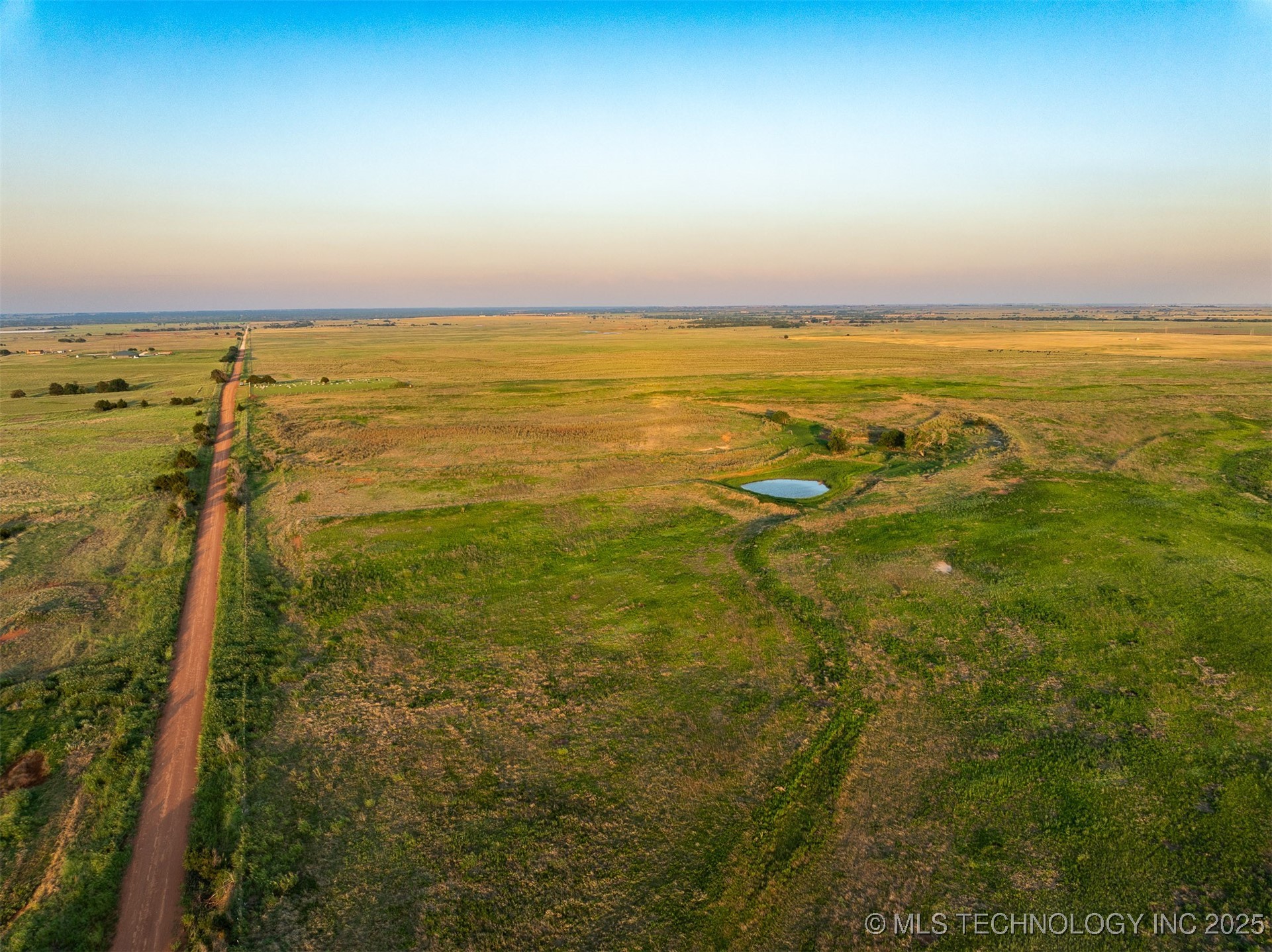 3 E 650 Road Property Photo 35
