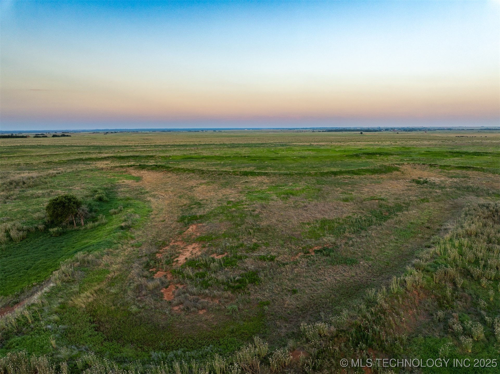 3 E 650 Road Property Photo 45