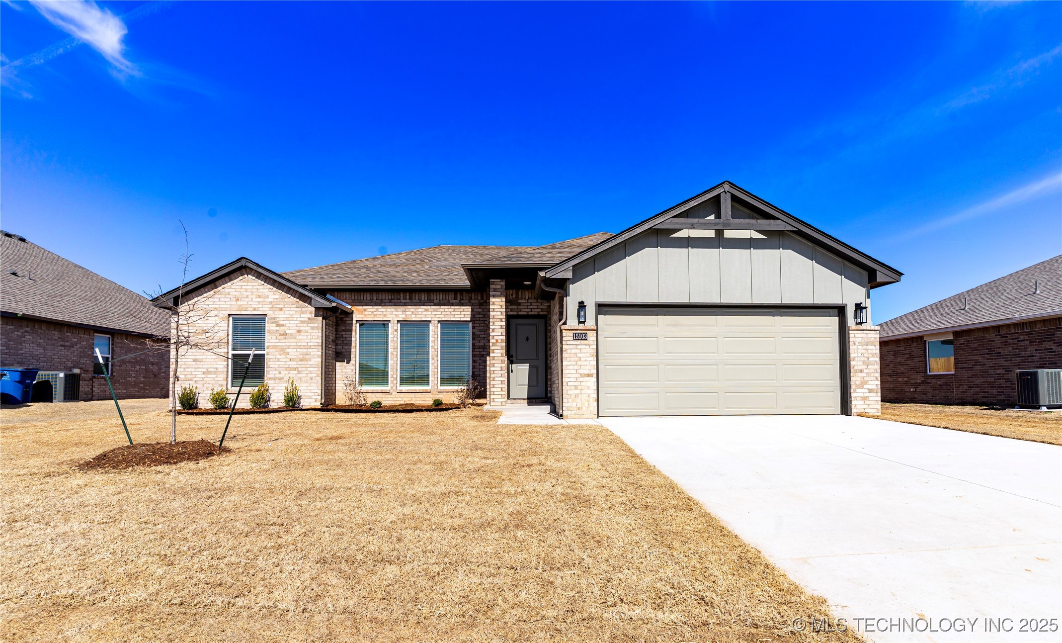 15103 E 39th Place S Property Photo