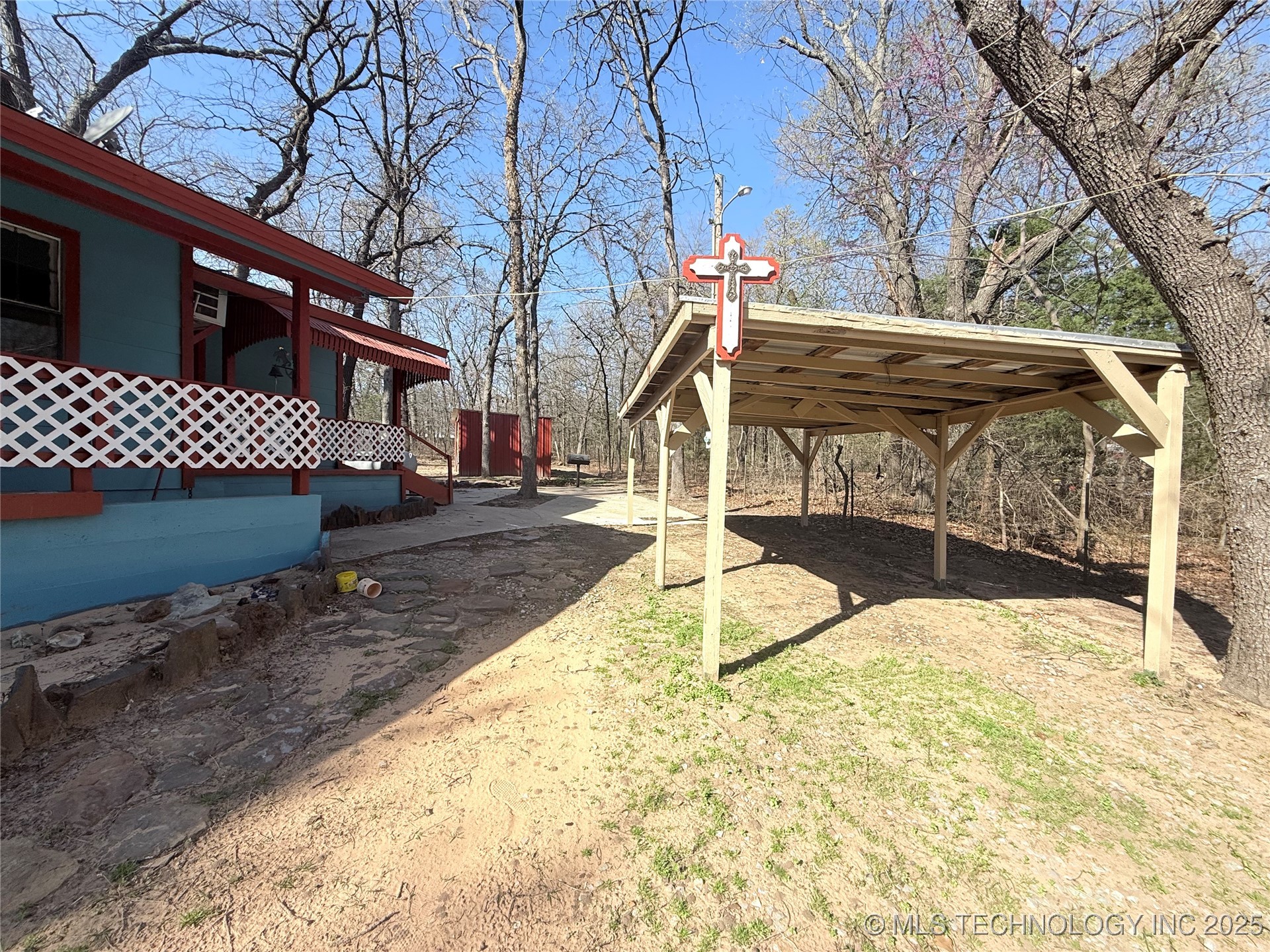 207 Crowder Property Photo 2