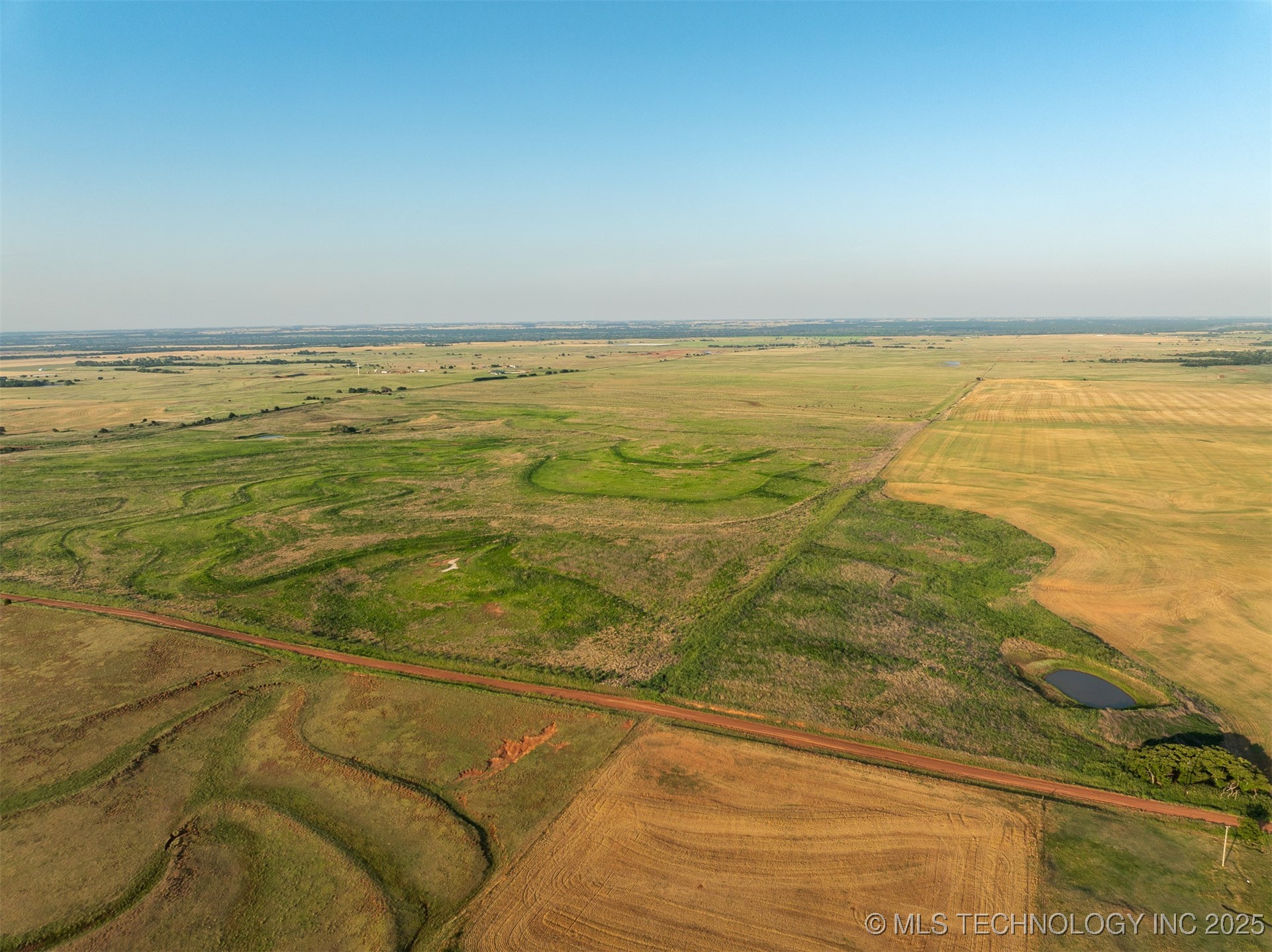 2 N 2690 Road Property Photo 5