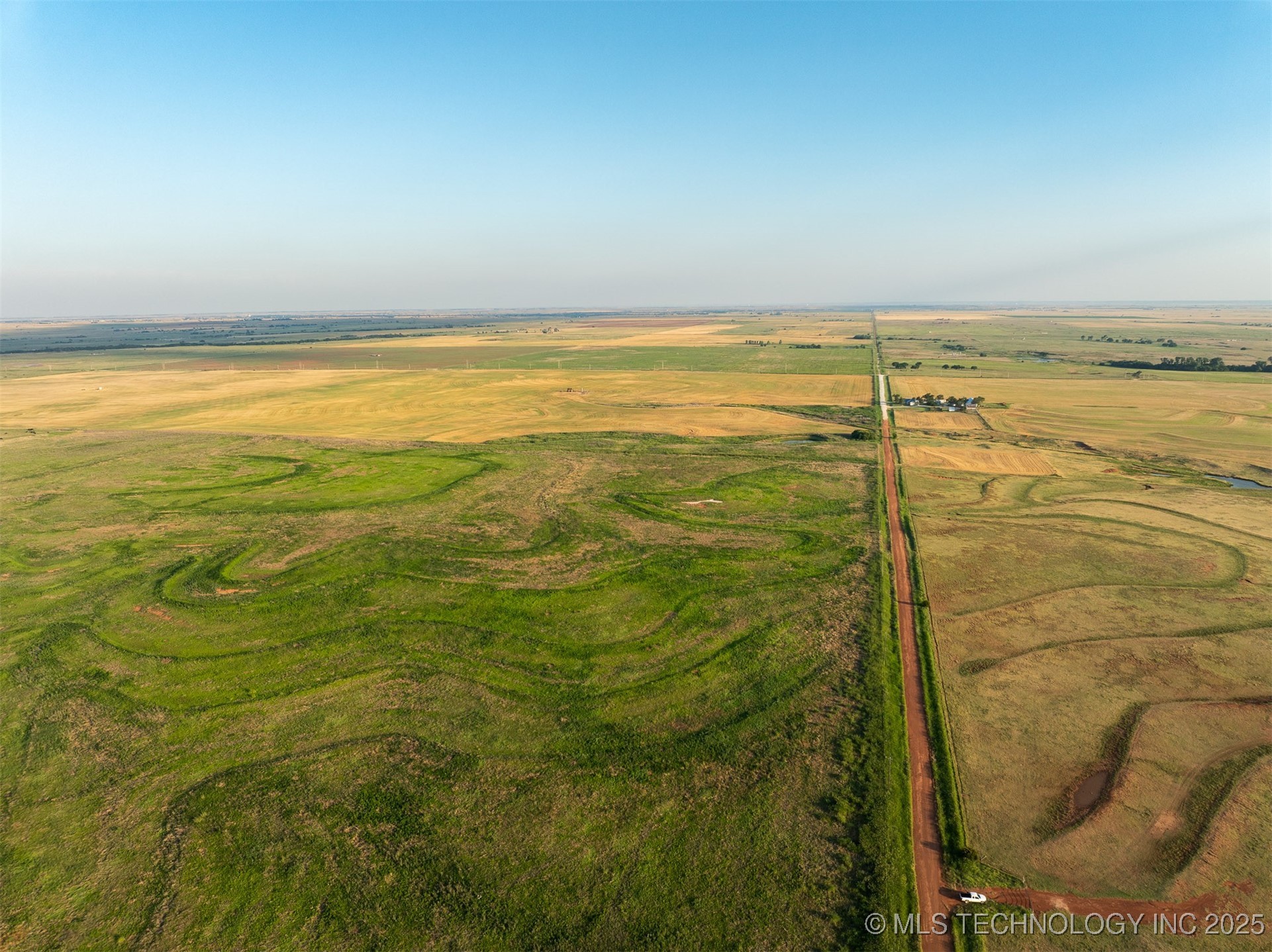 2 N 2690 Road Property Photo 14