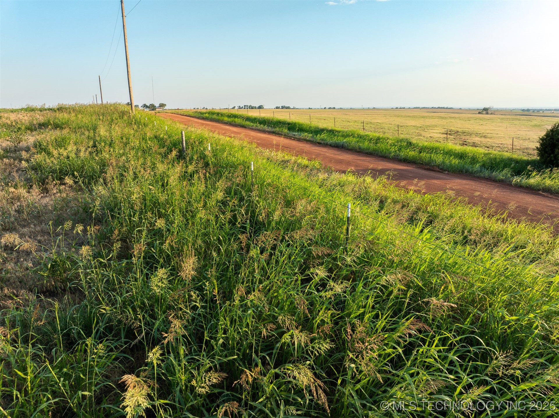 2 N 2690 Road Property Photo 26