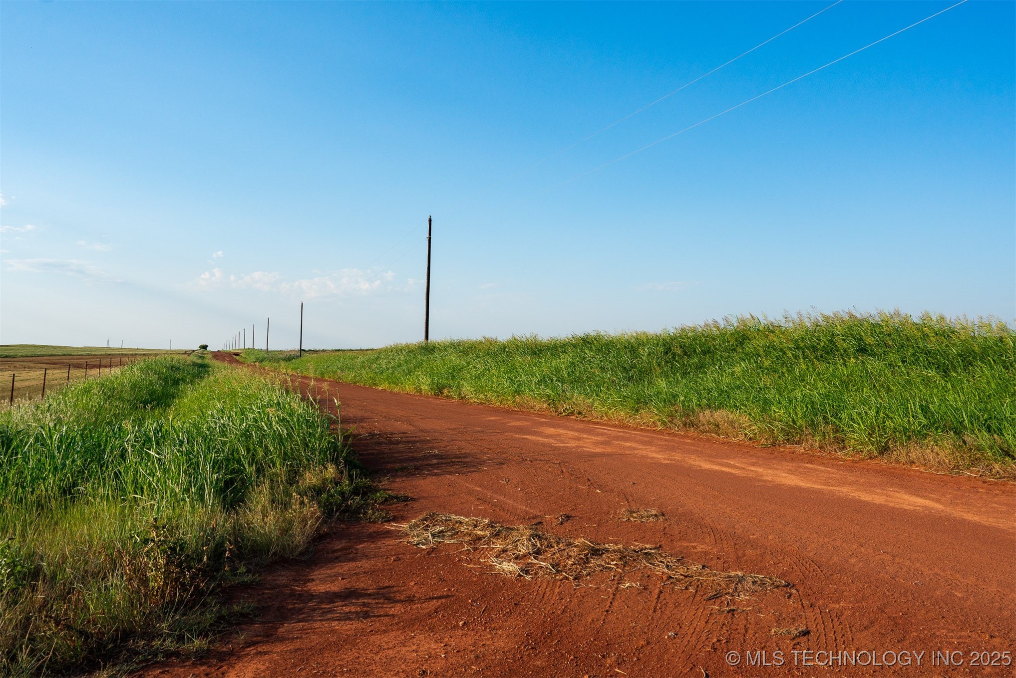 1 E 650 Road Property Photo 25