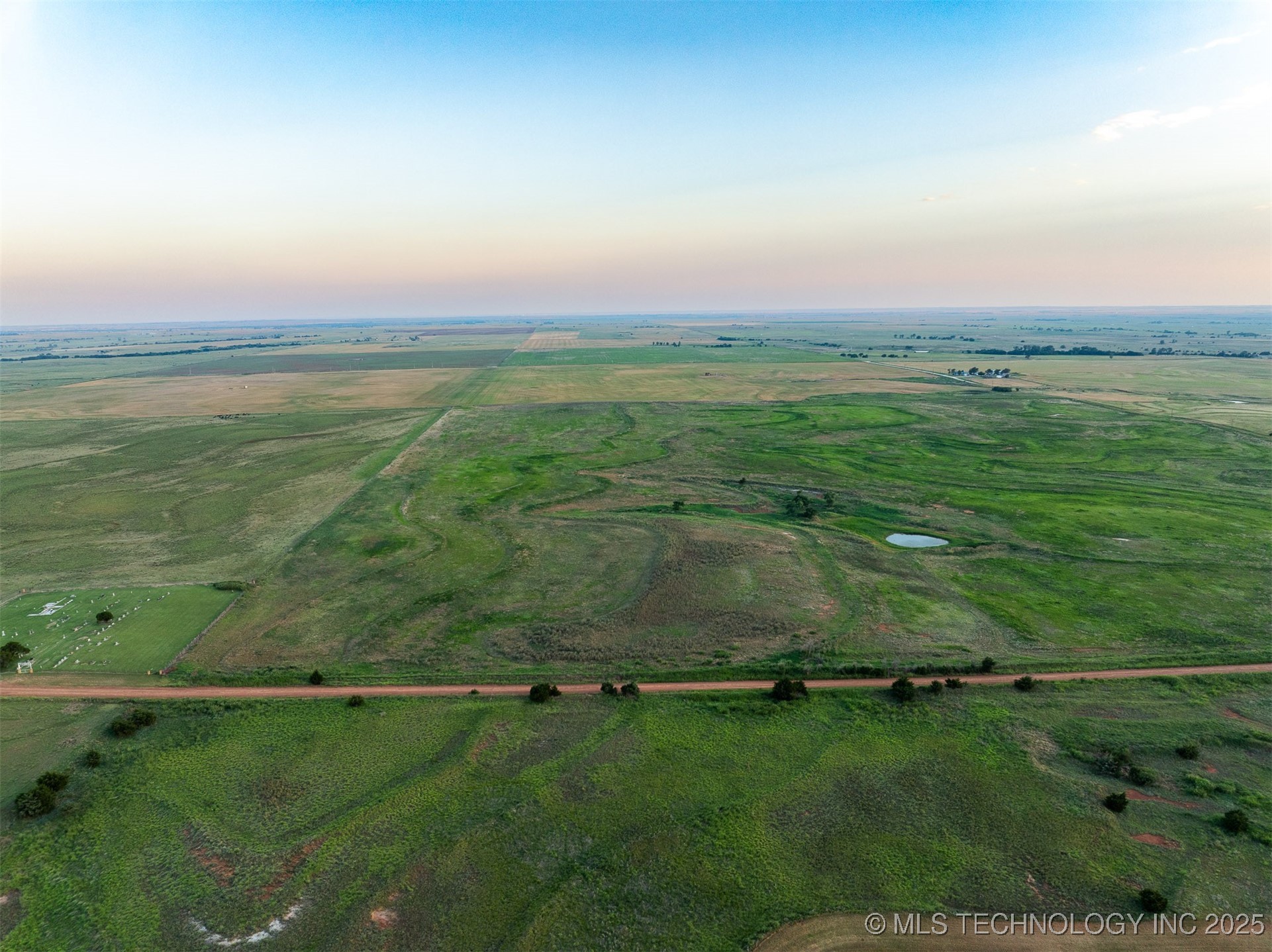 1 E 650 Road Property Photo 45