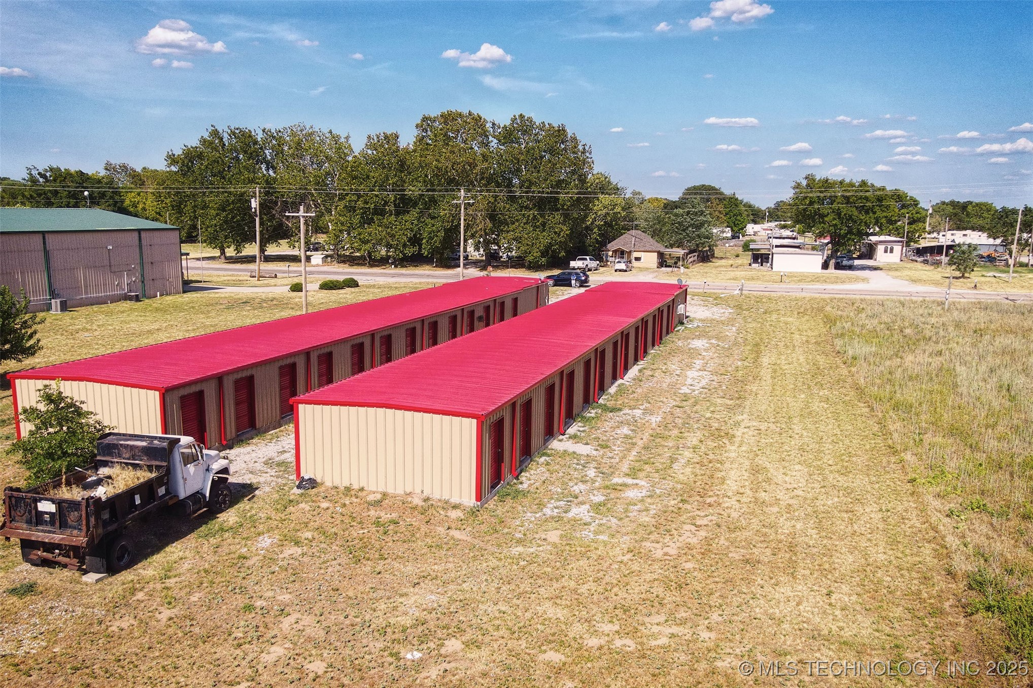19640 State Highway 77 Property Photo 2