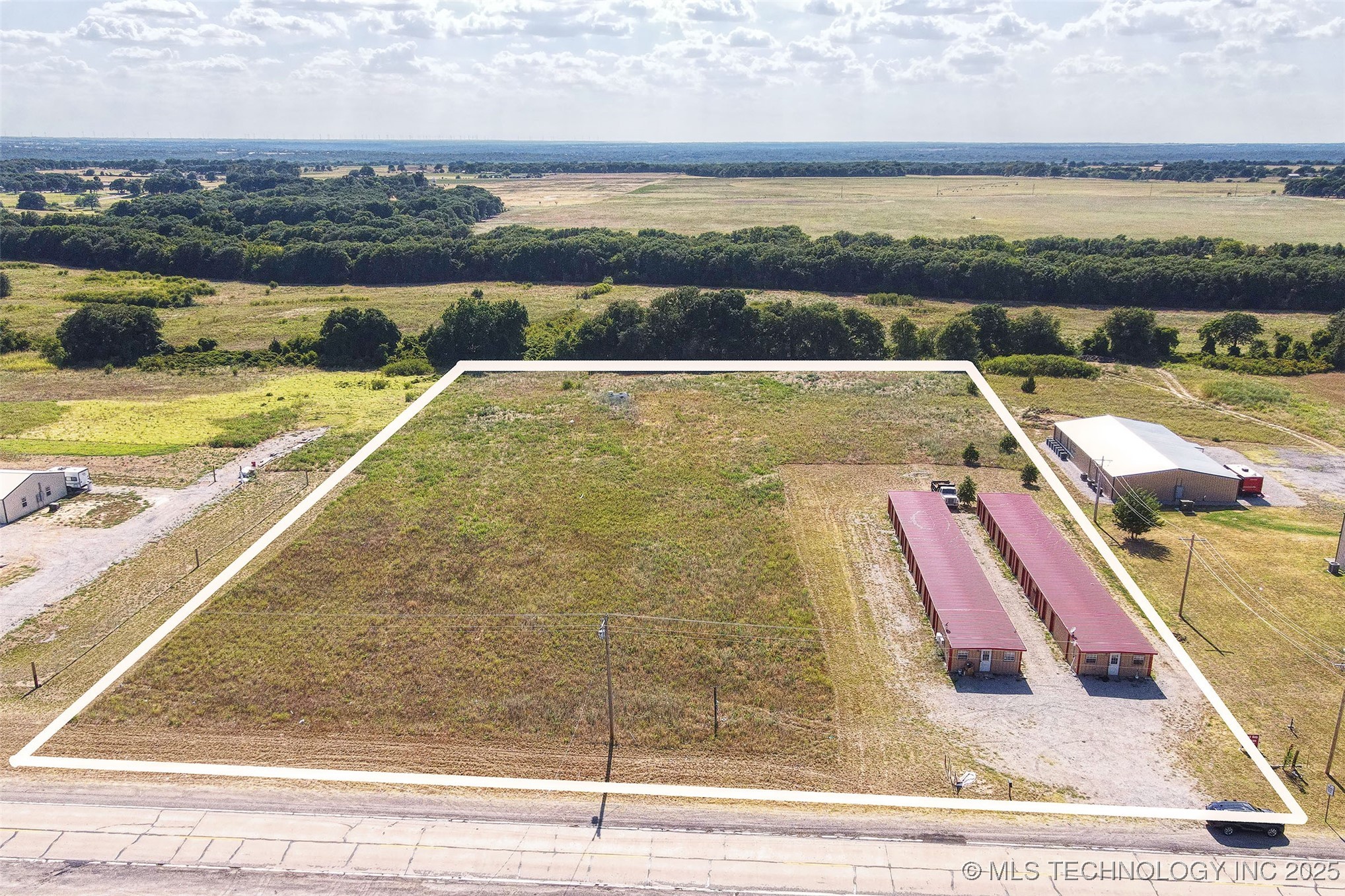 19640 State Highway 77 Property Photo 9