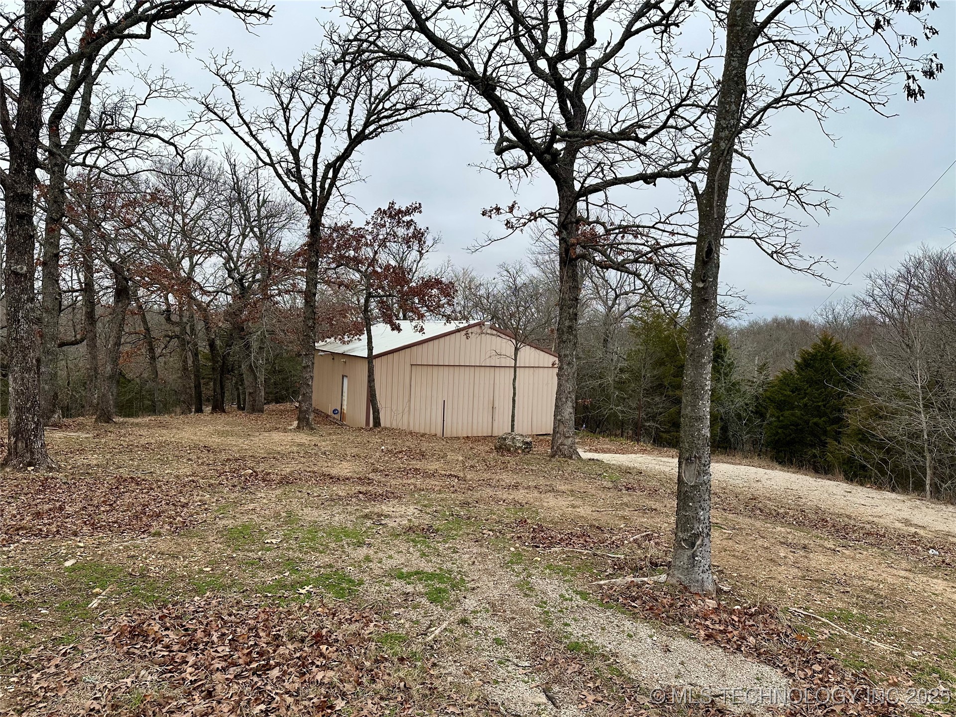 4908 Hickory Hill Property Photo 35