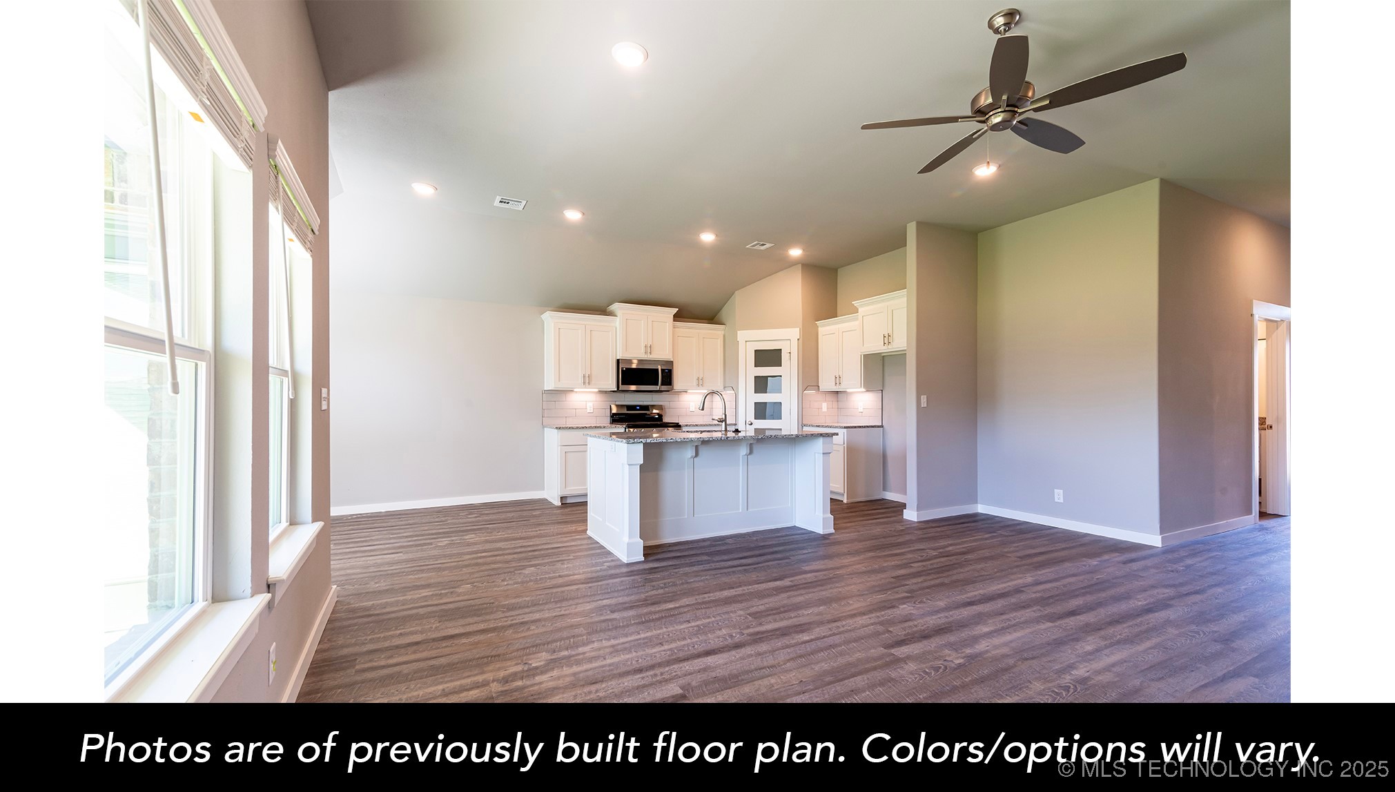 15018 S Poplar Street Property Photo 11