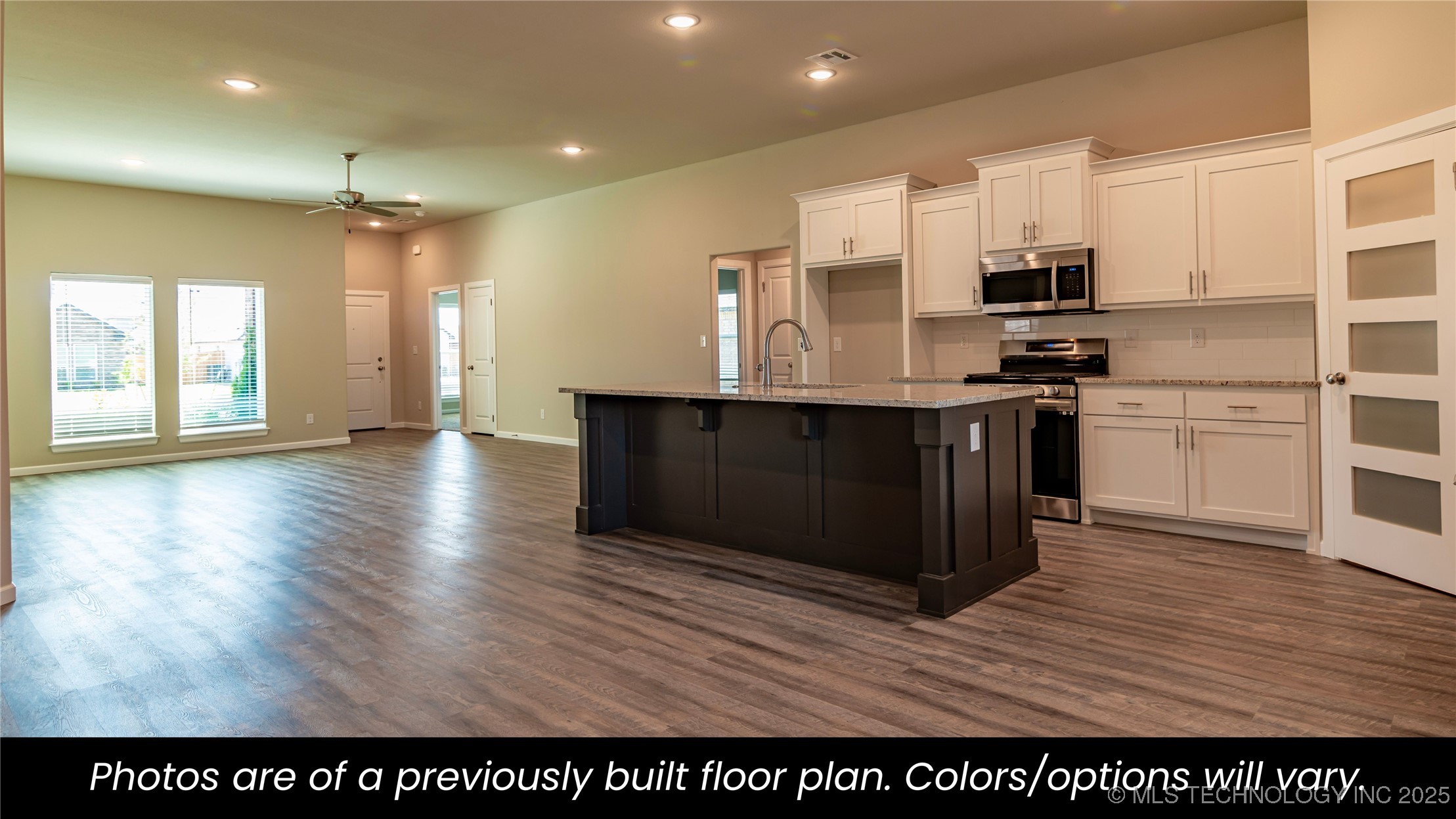 14940 S Poplar Street Property Photo 10