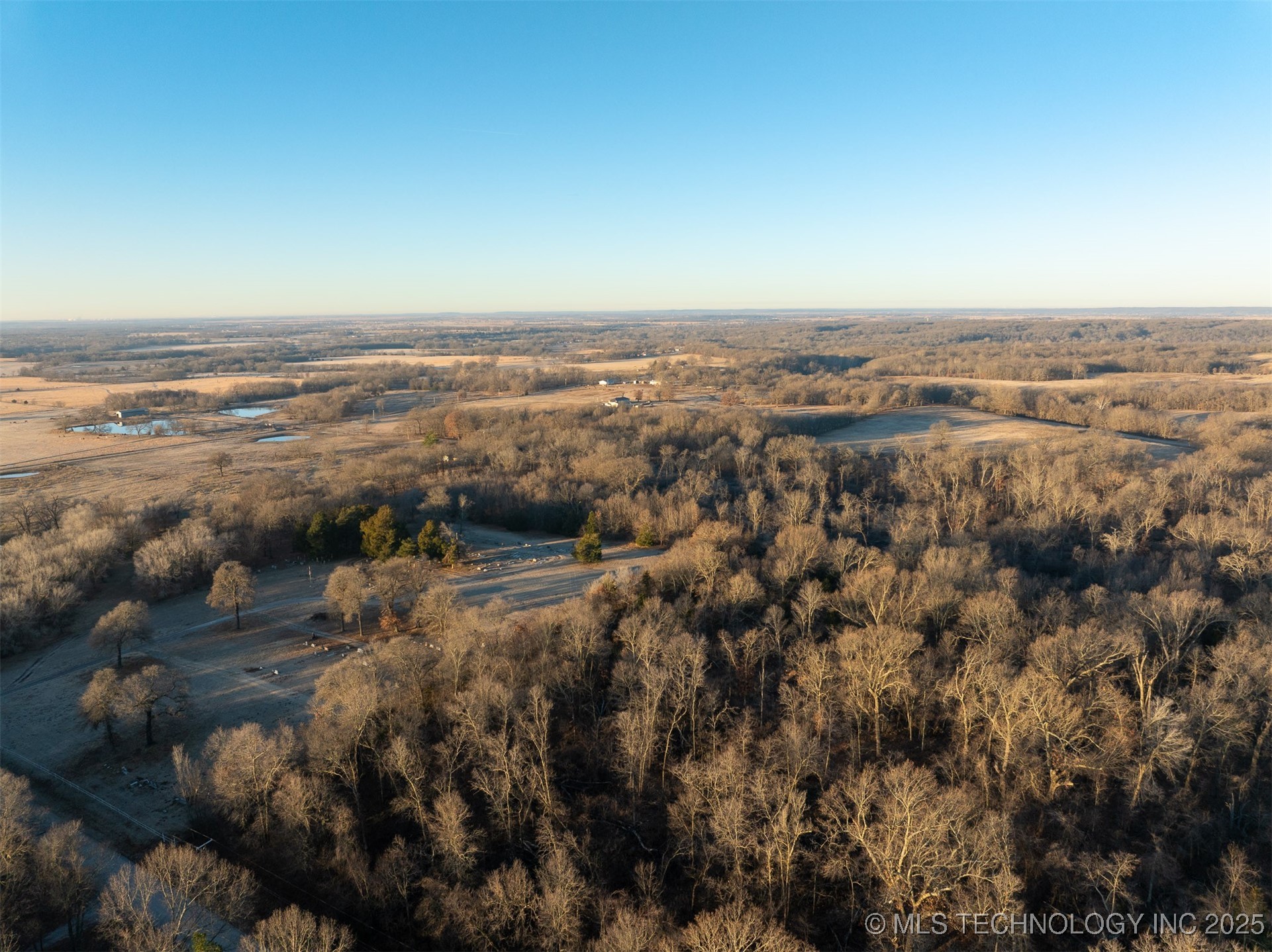8 S 4430 Road Property Photo 23