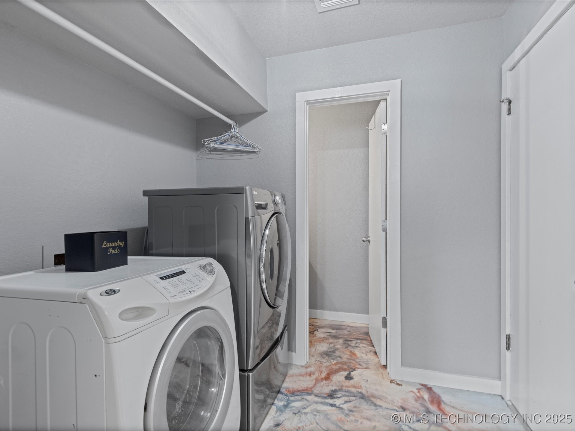 2500 Evergreen Drive Property Photo 26