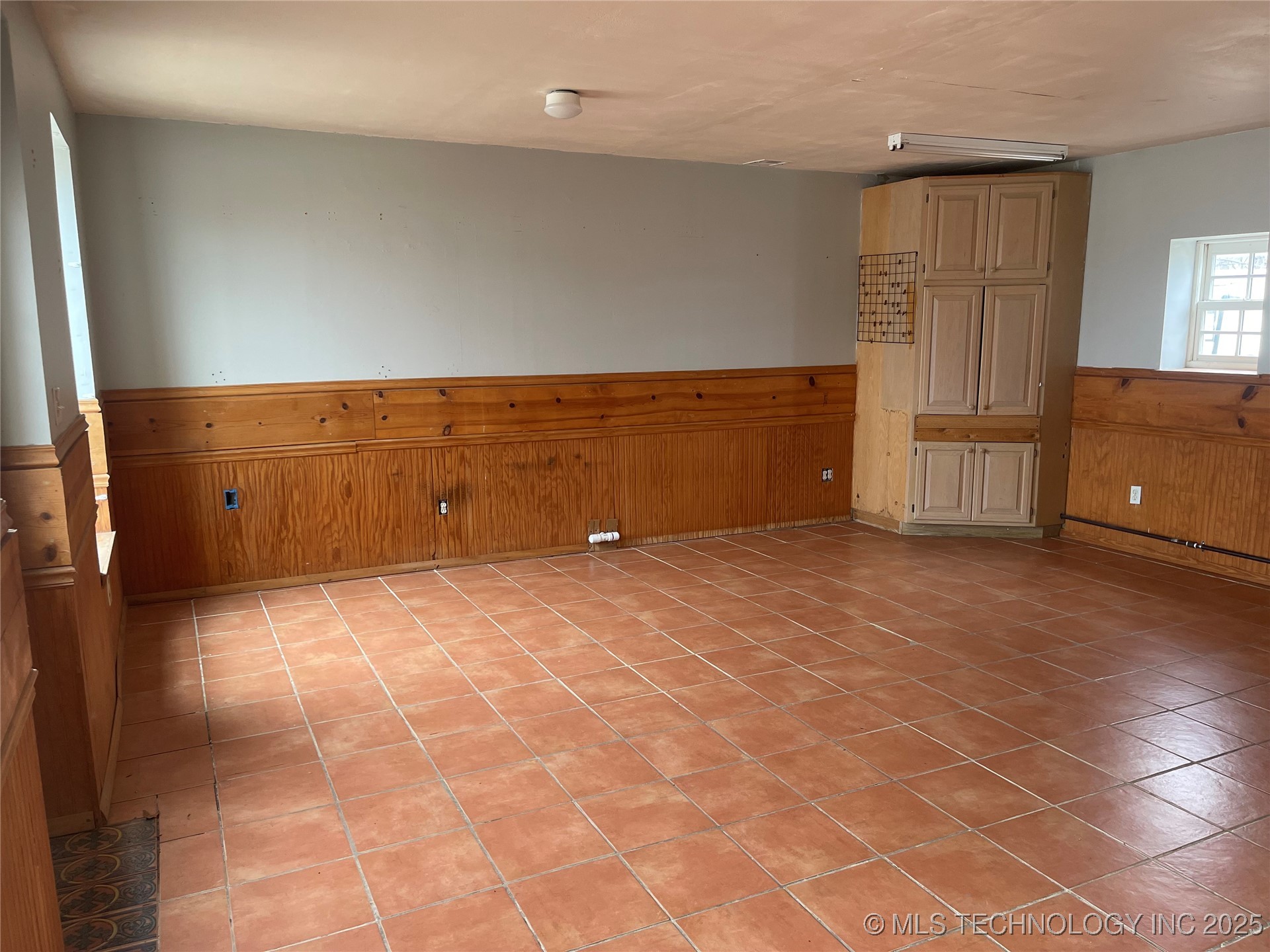 622 Main Street Property Photo 5