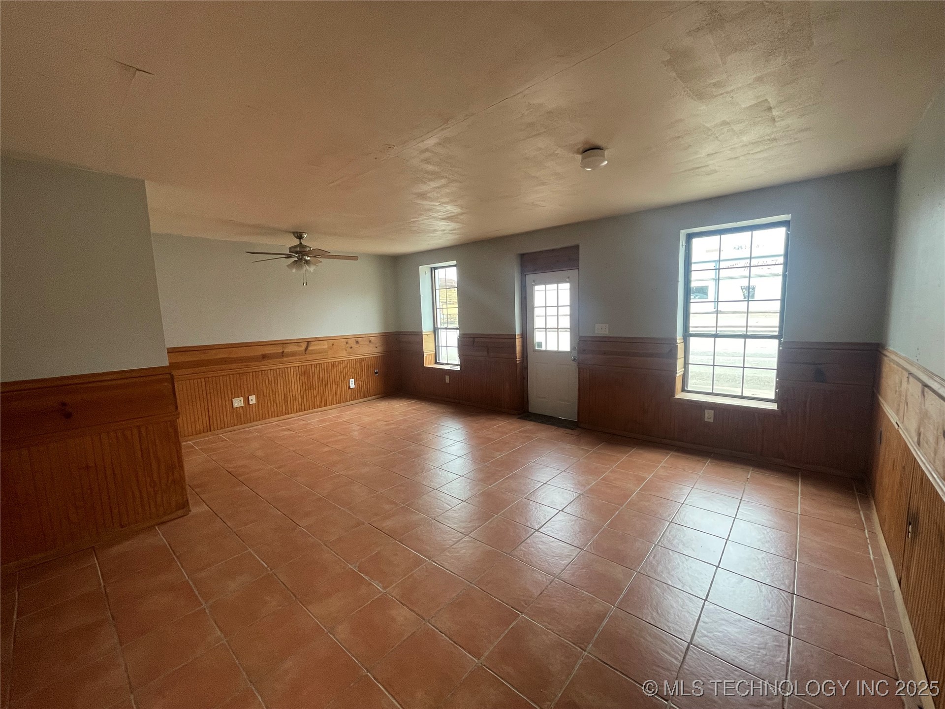 622 Main Street Property Photo 7