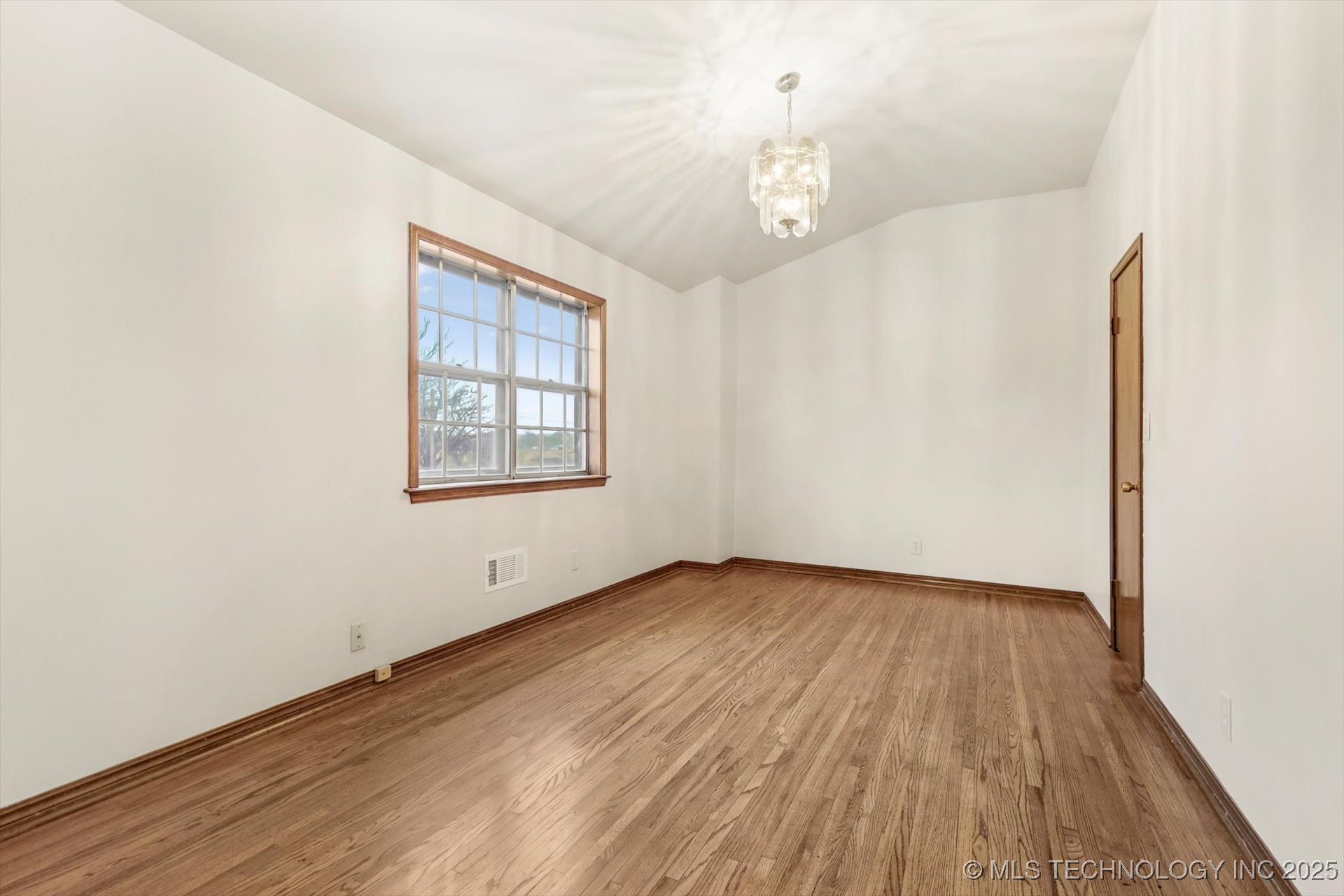 17121 E 120th Street North Property Photo 23