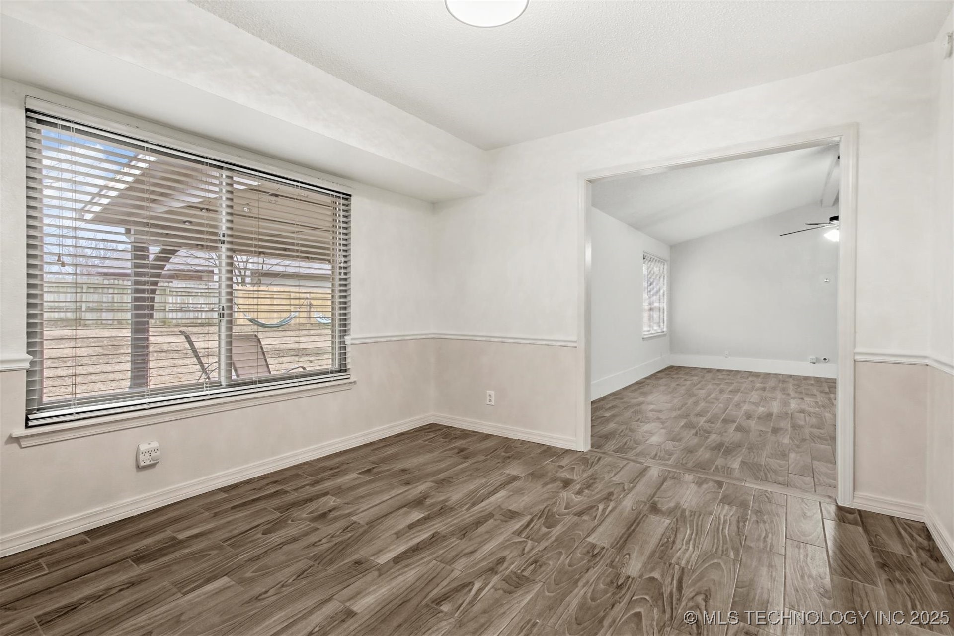 1601 W Phoenix Place Property Photo 15
