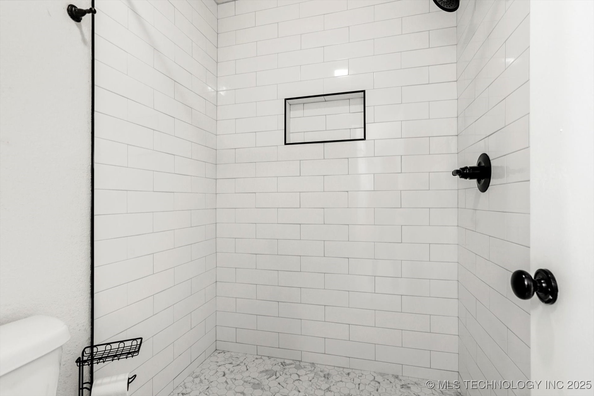 1601 W Phoenix Place Property Photo 33