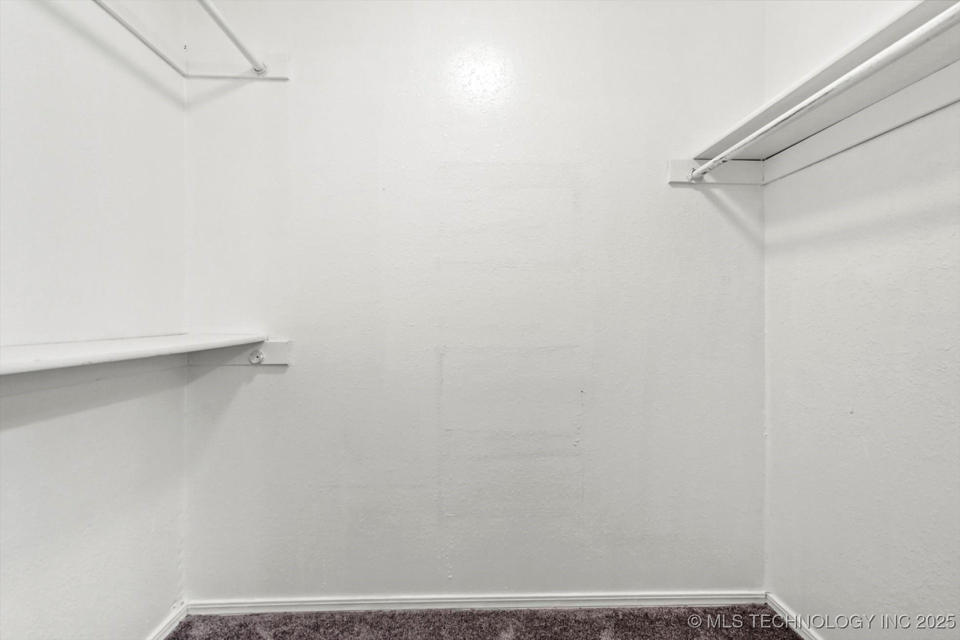 1601 W Phoenix Place Property Photo 35