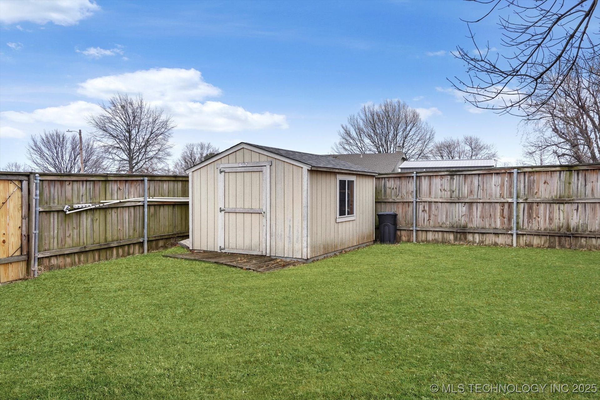 1601 W Phoenix Place Property Photo 47