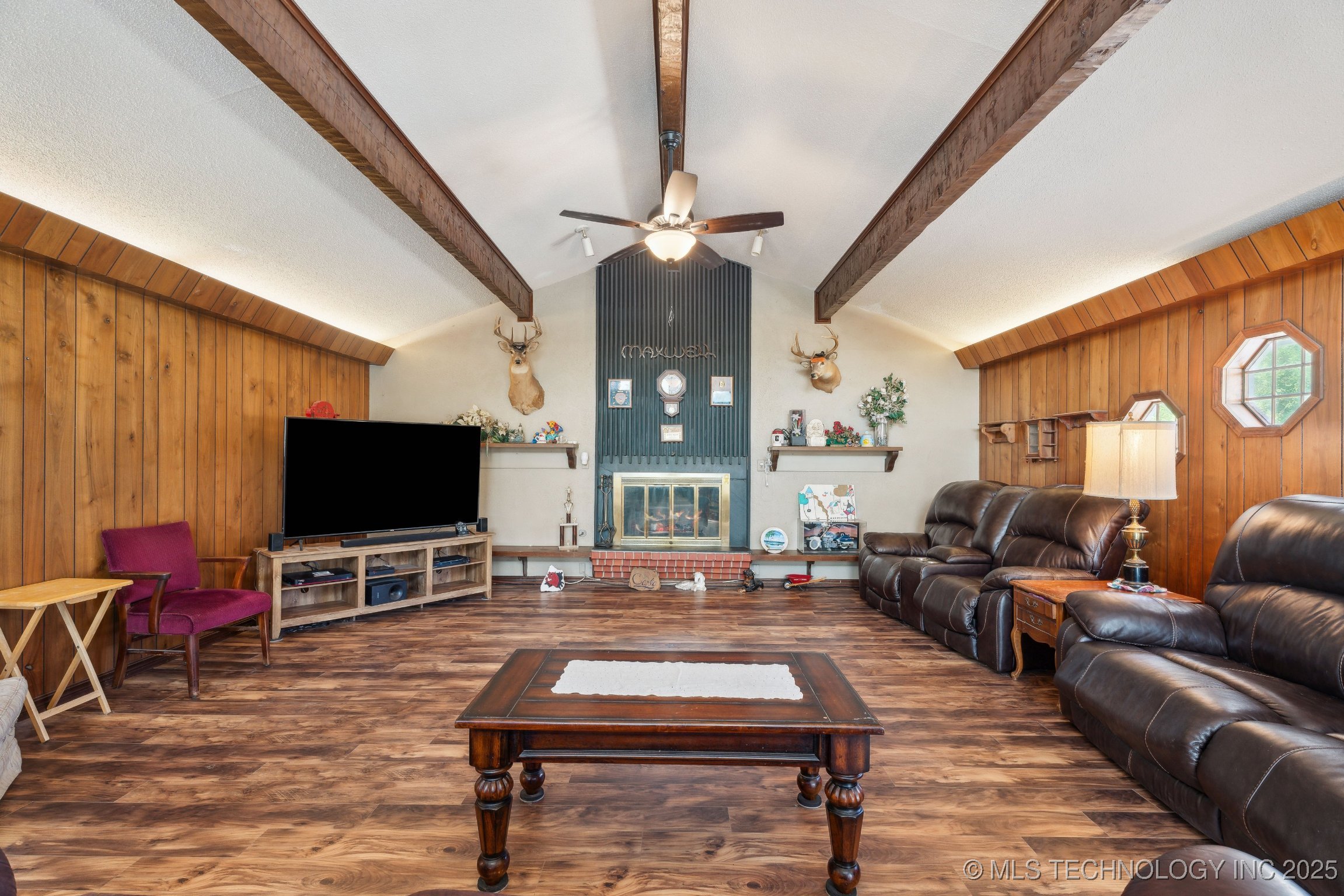 604 Dogwood Court Property Photo 7