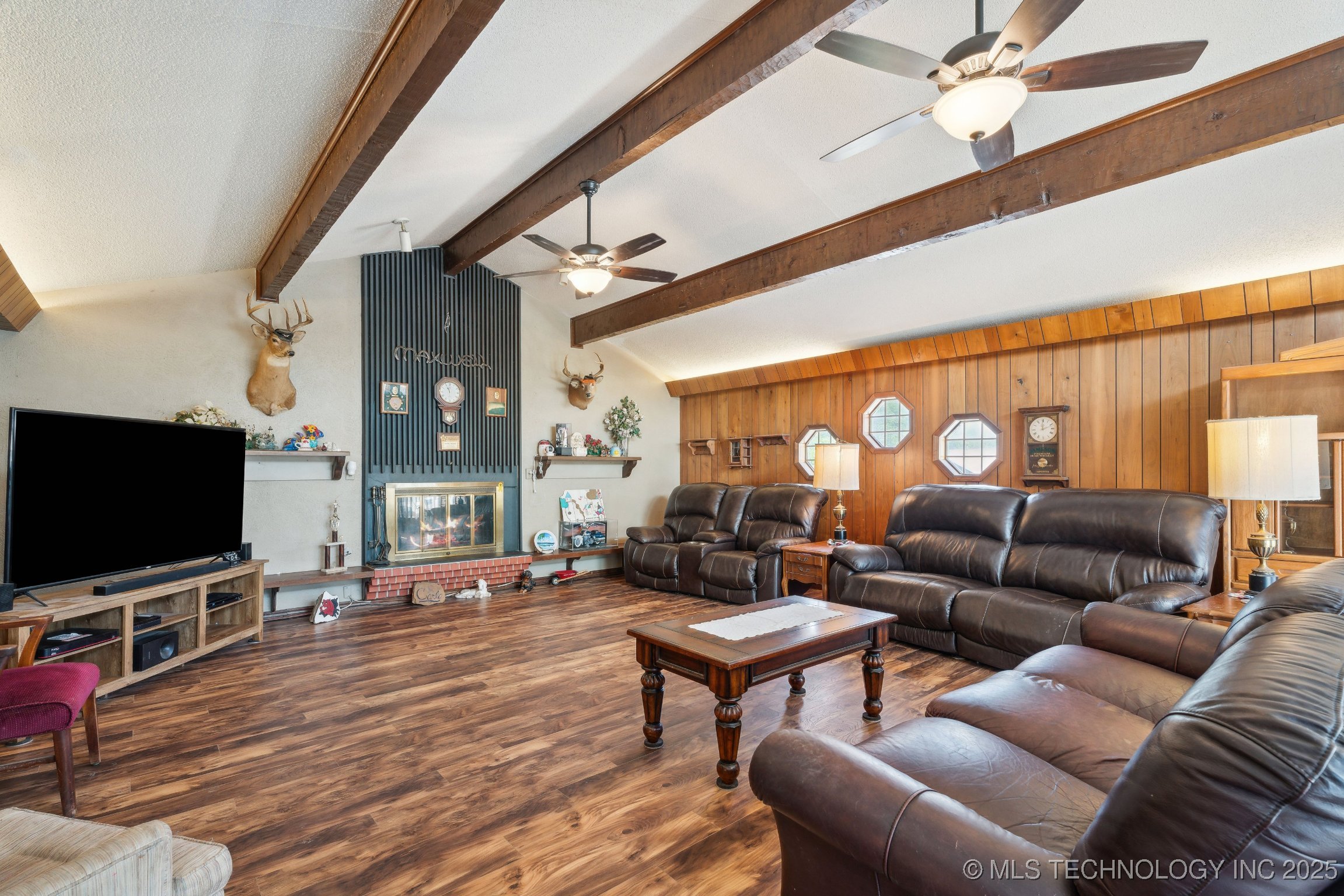 604 Dogwood Court Property Photo 8