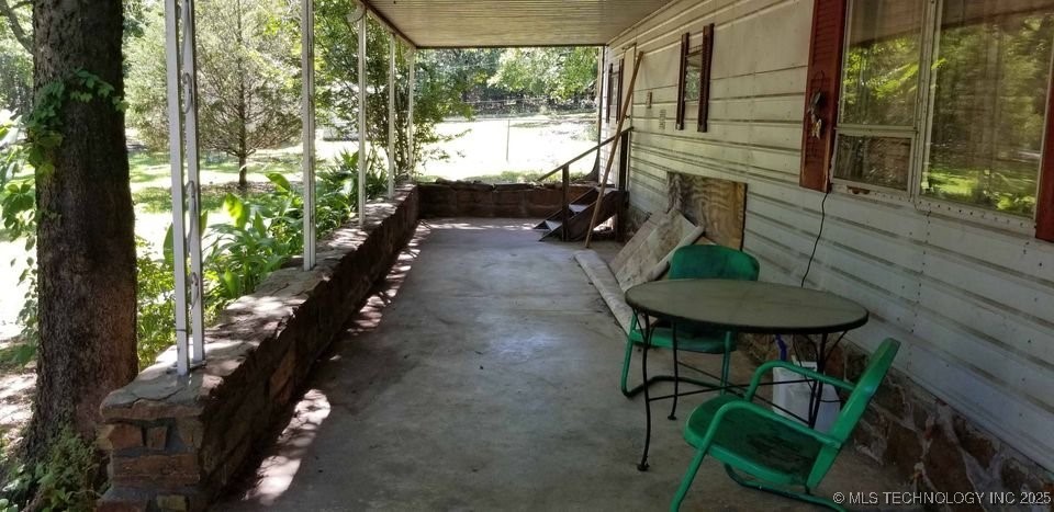 31713 E 724 Road Property Photo 7