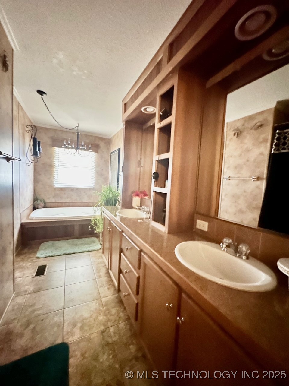 4770 Angler Circle Property Photo 11