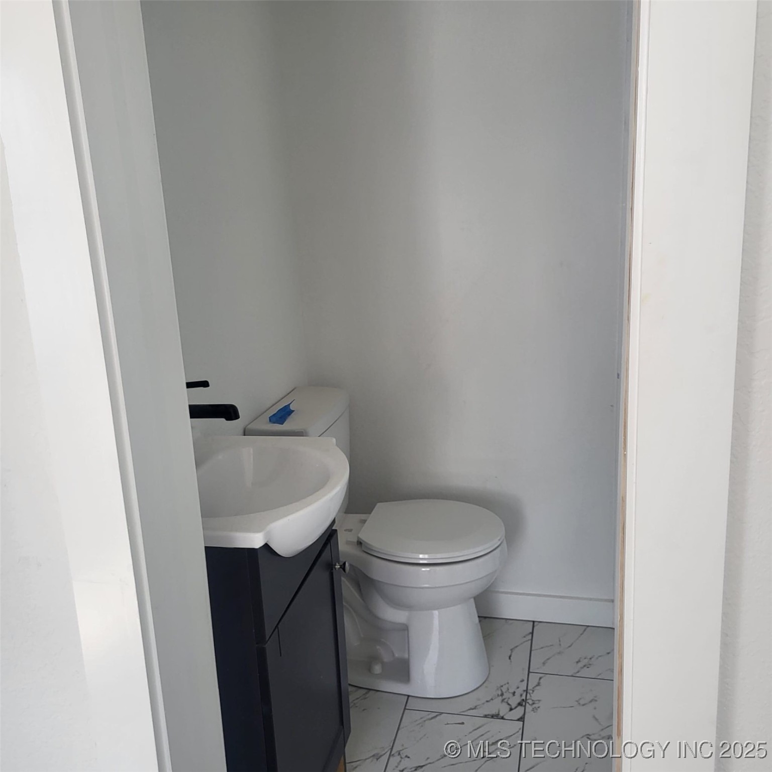 19 N Union Avenue Property Photo 7