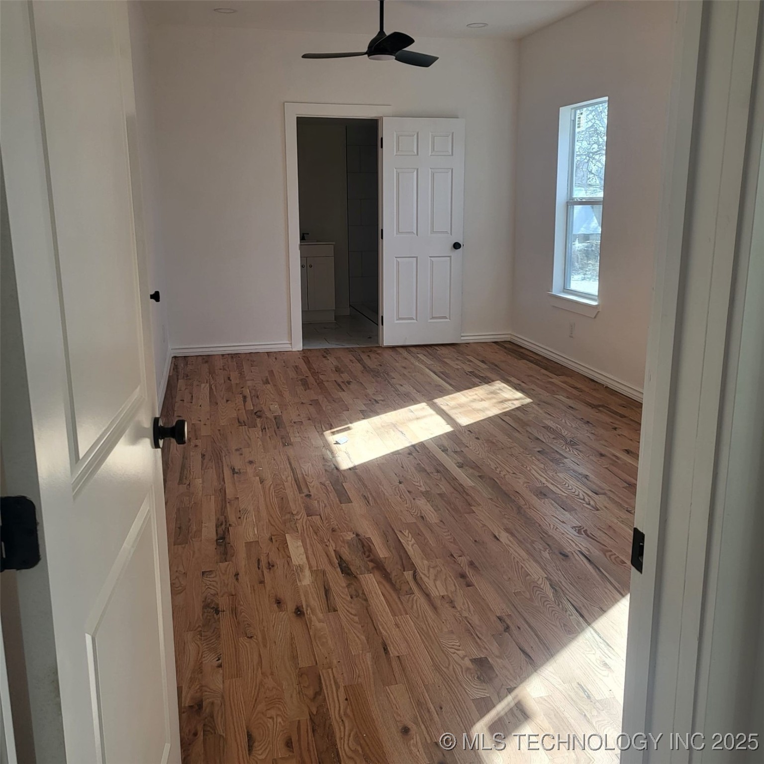 19 N Union Avenue Property Photo 11
