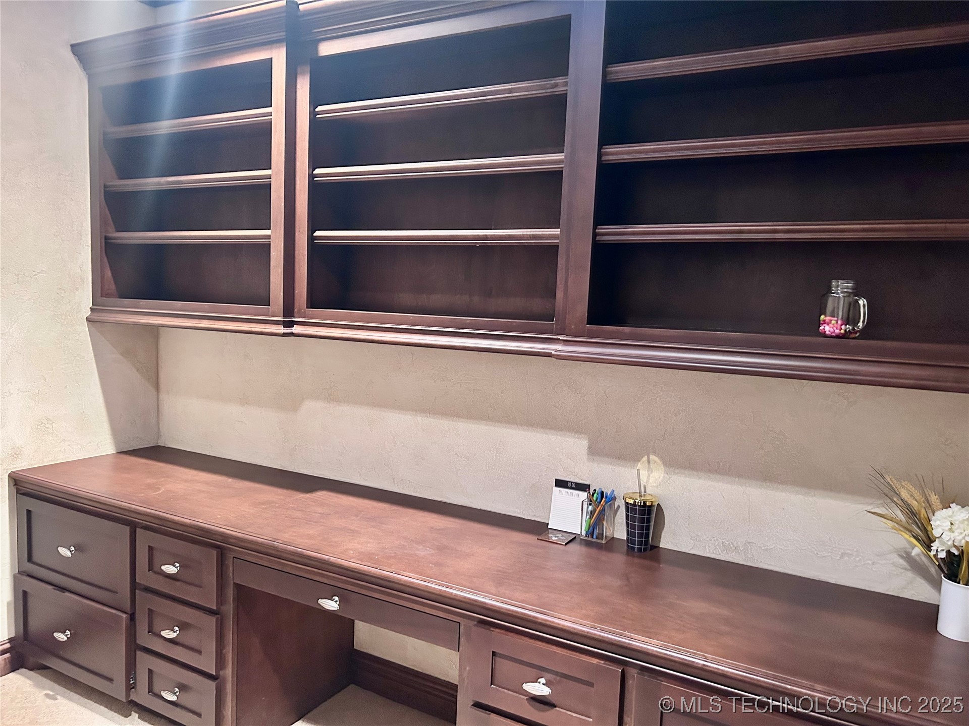 5701 Mistletoe Court Property Photo 42