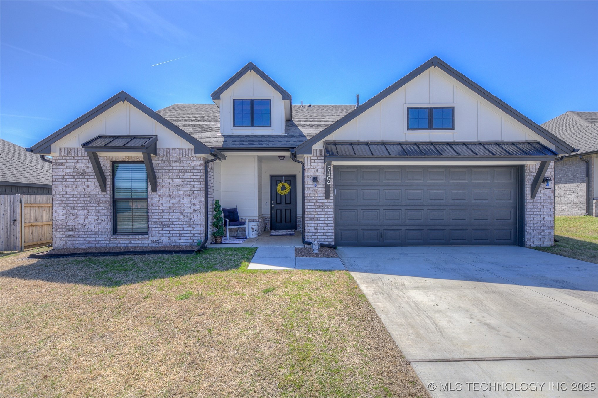 7404 E 89th Place N Property Photo