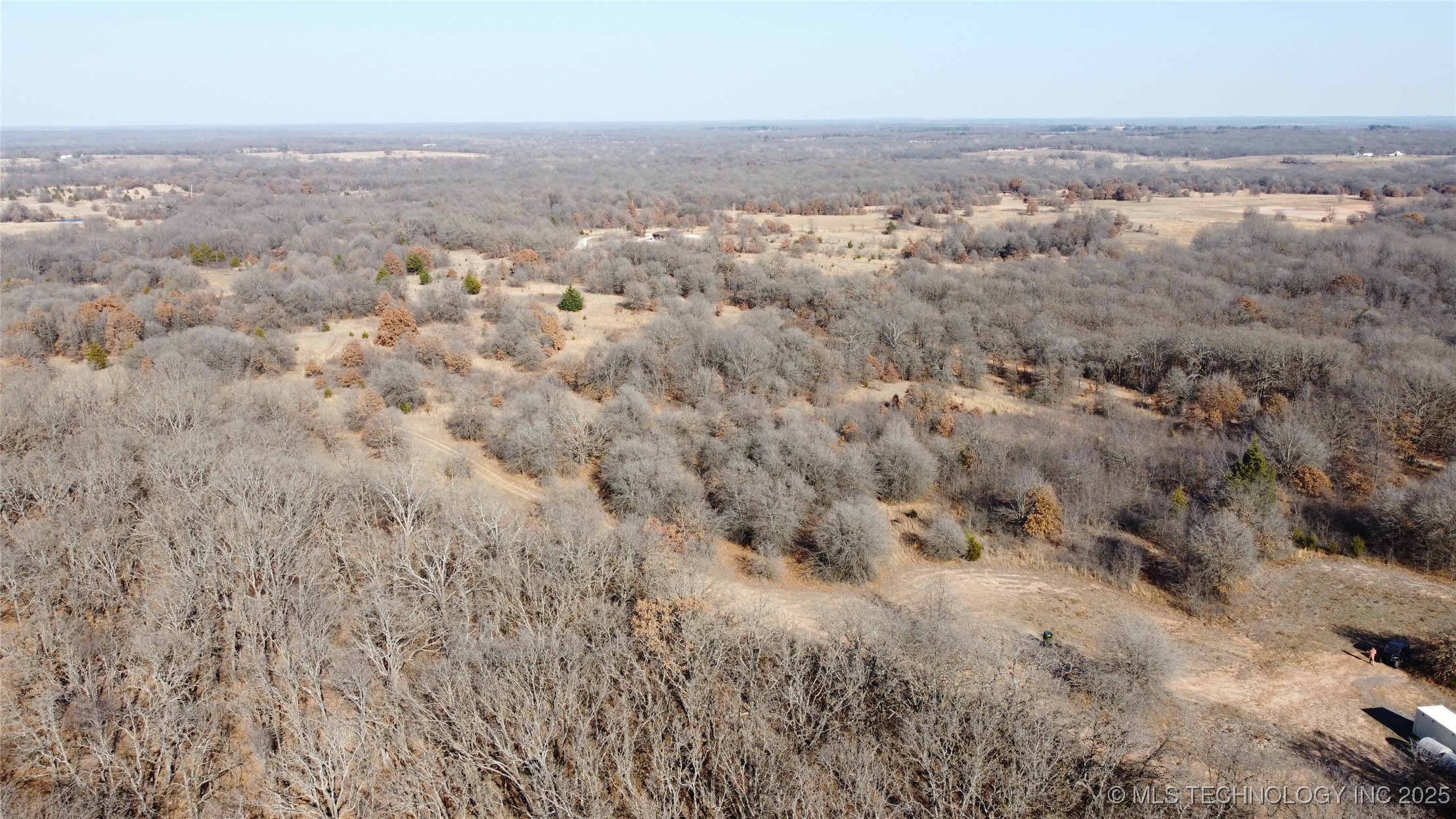 3660 Country Road Property Photo 12