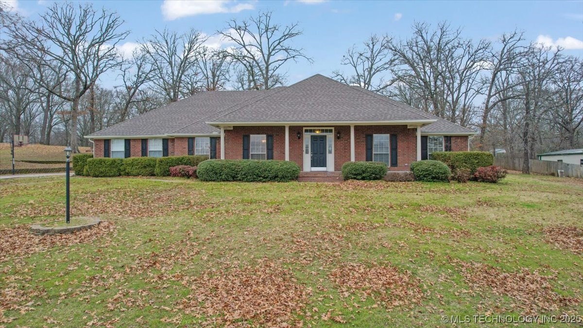 5353 Stonebriar Circle Property Photo 2