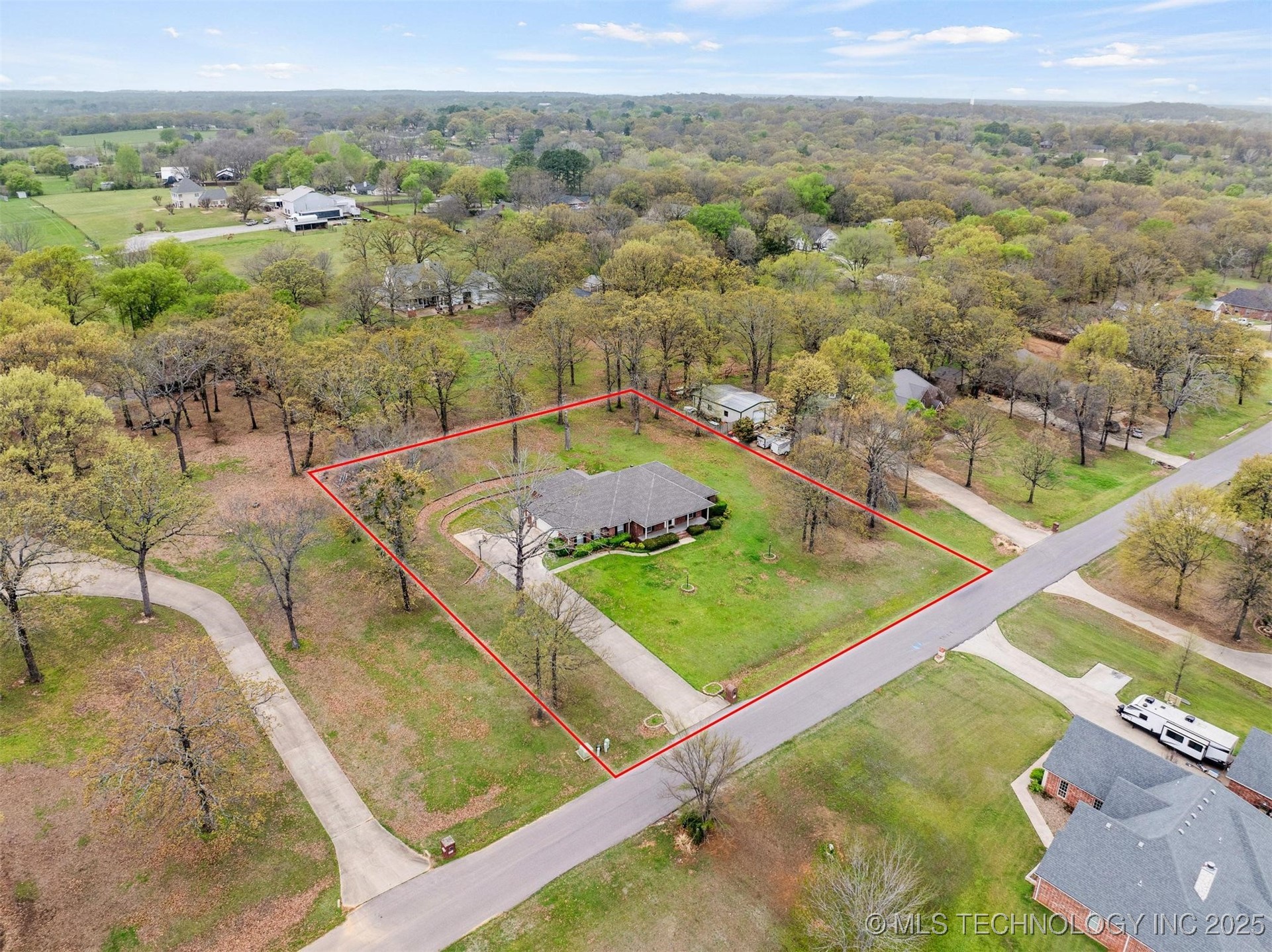 5353 Stonebriar Circle Property Photo 7