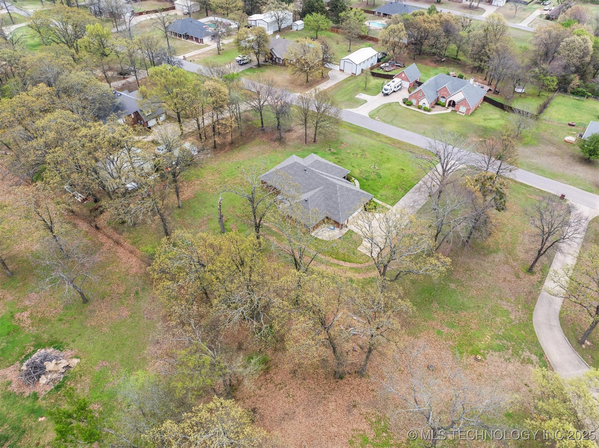 5353 Stonebriar Circle Property Photo 14
